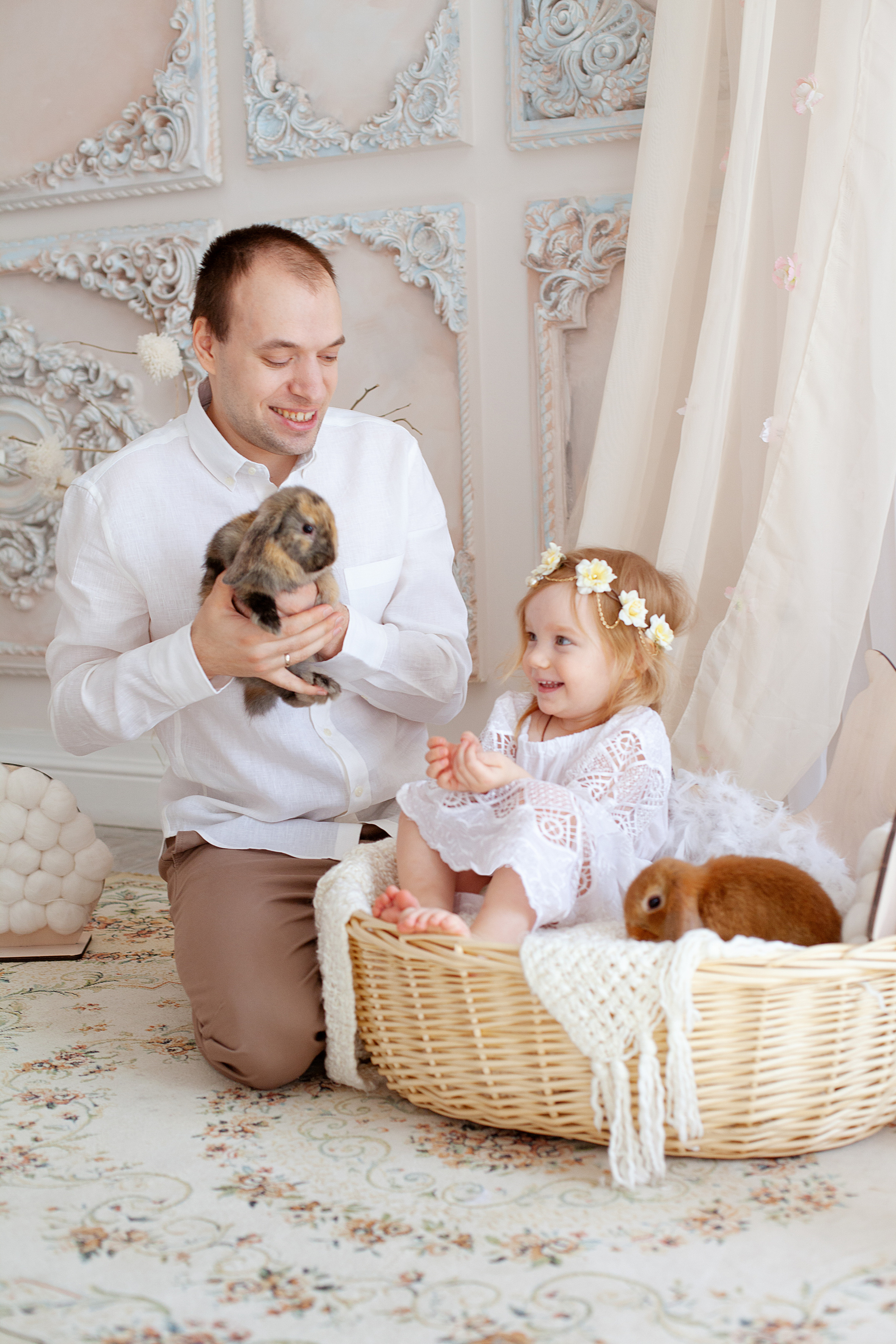 С кроликами. Фотограф Анастасия Аветян. Санкт-Петербург