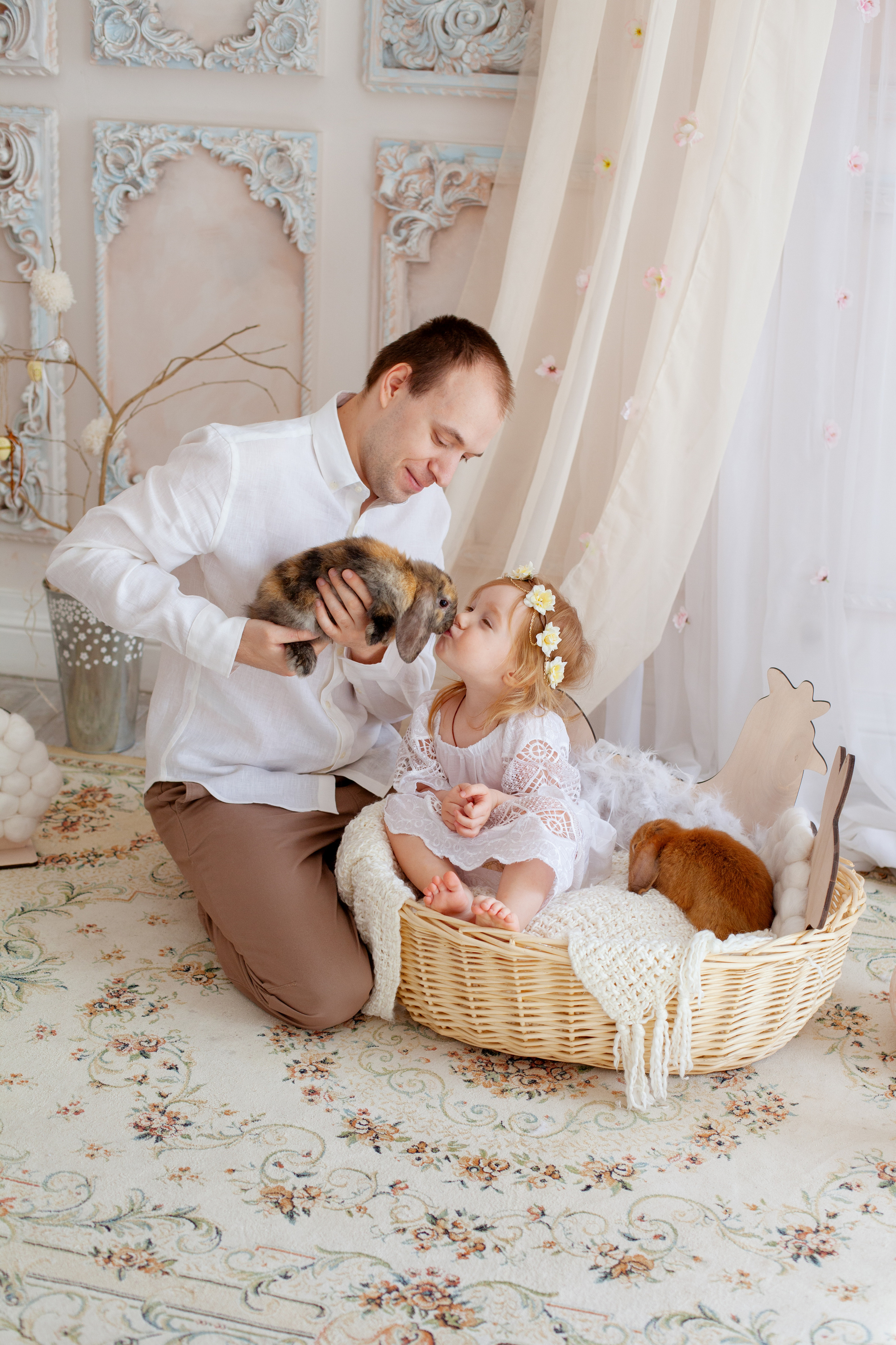 С кроликами. Фотограф Анастасия Аветян. Санкт-Петербург