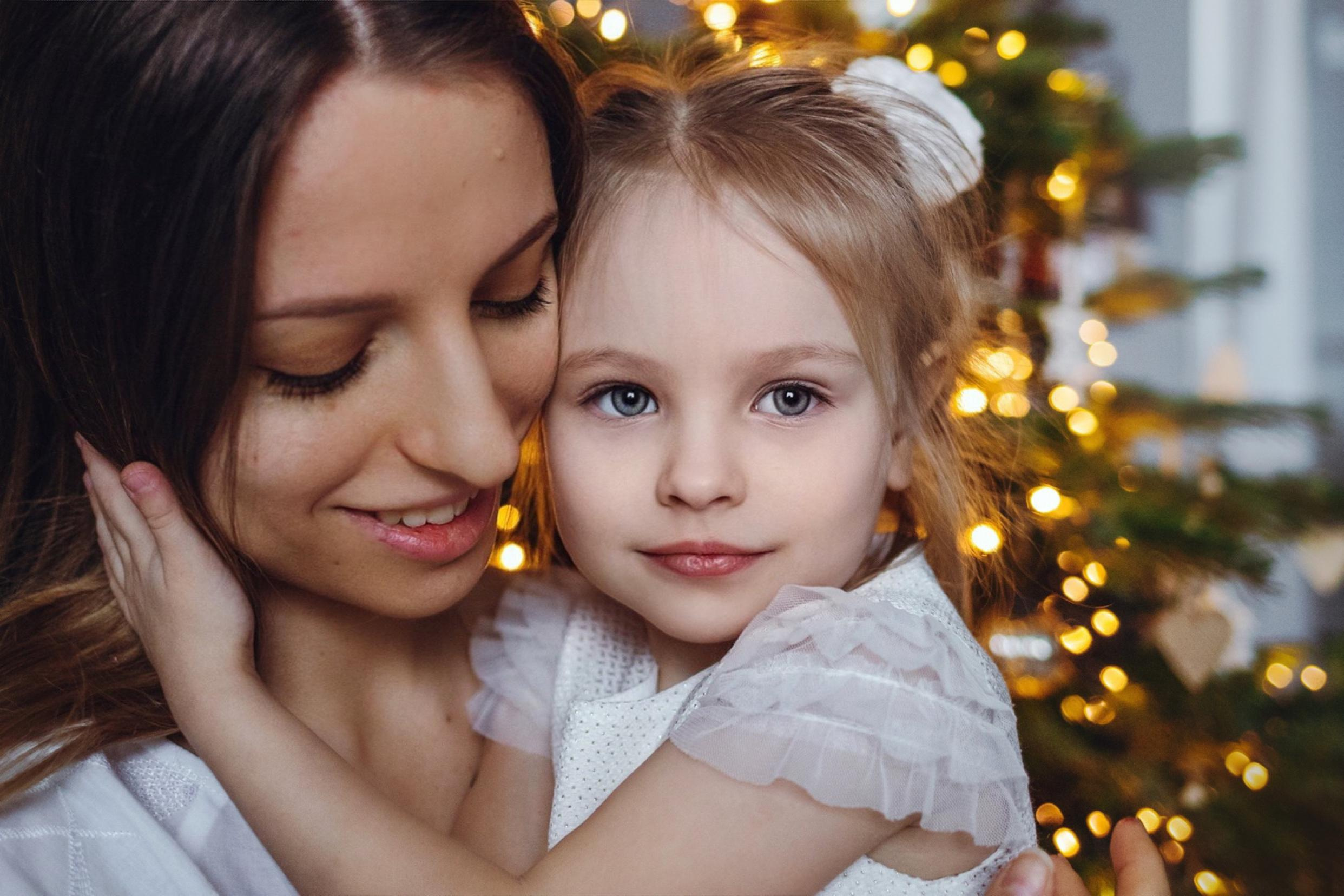 Новогодняя домашняя фотосессия с собакой