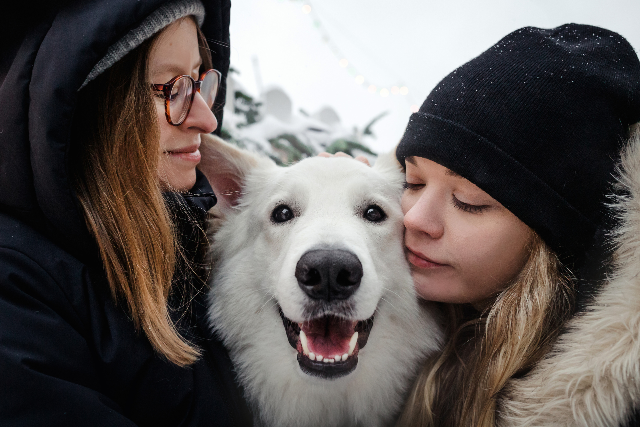 Света, Юля и Олаф