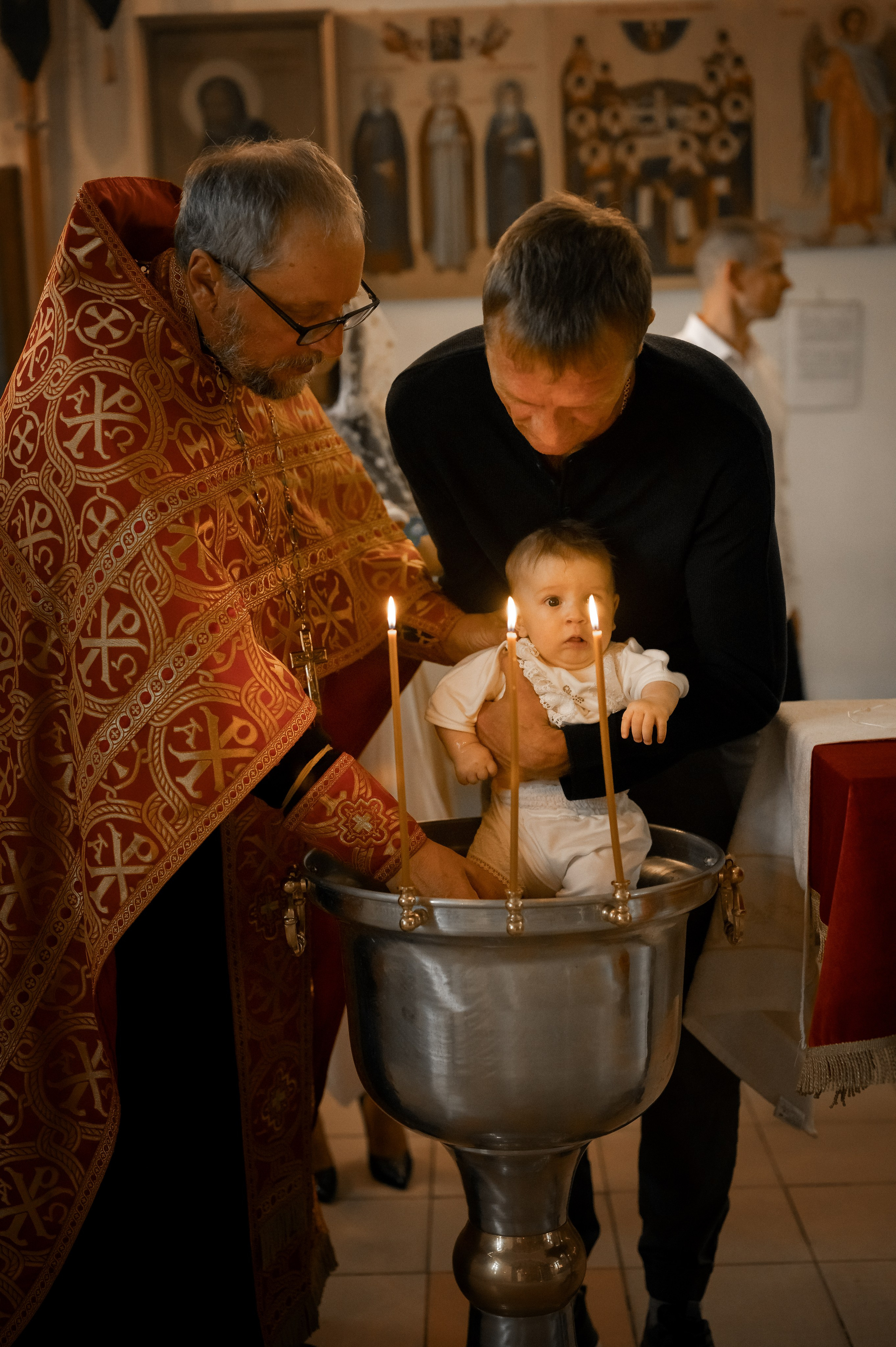 Таинство крещения. Фотограф новорождённых, семейный, школьный в городе Калуге Евгения