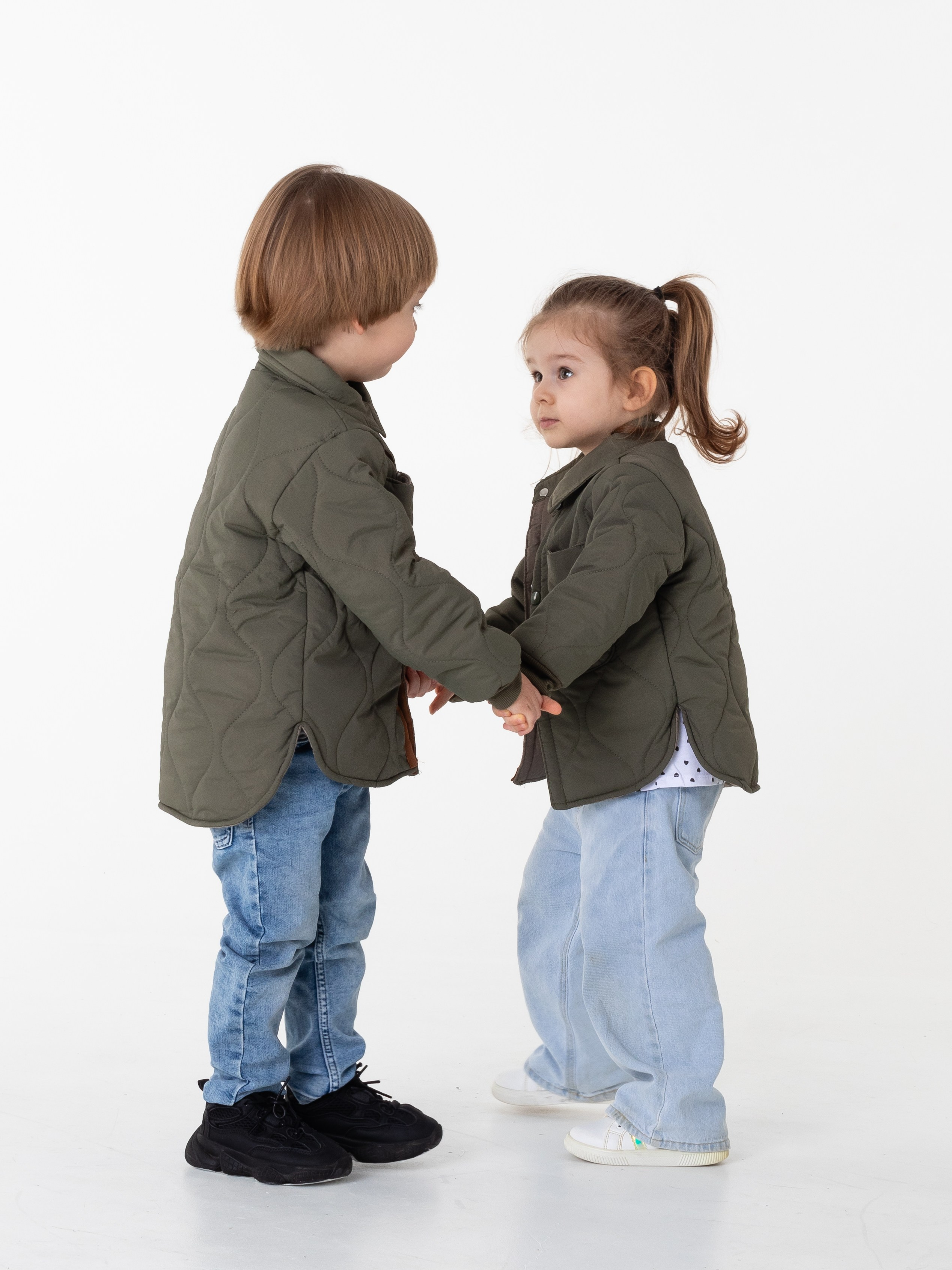 Детские куртки. Фотограф в Краснодаре Арина Кудряшова