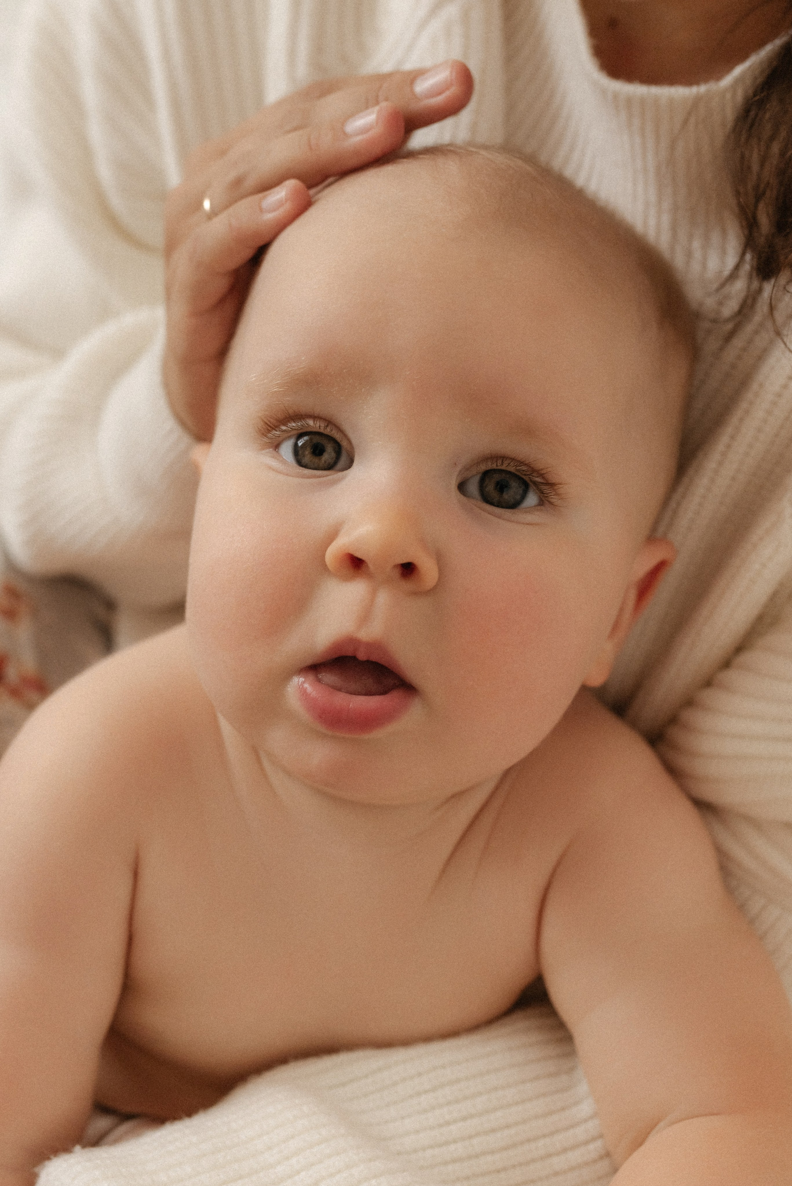 Семейная фотосессия дома с малышом. Семейный и портретный фотограф Нижний Новгород
