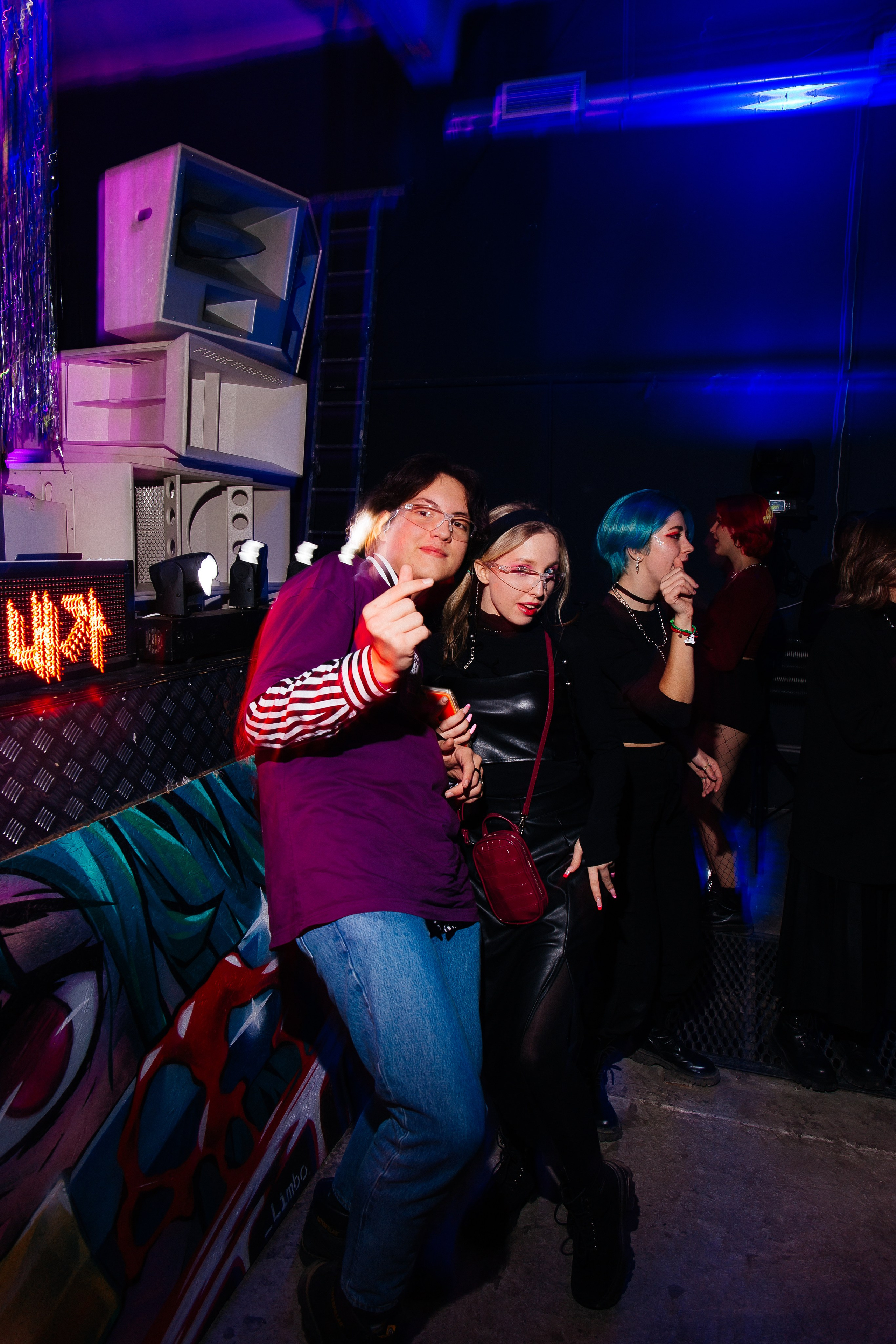 Cyberpunk K-POP Party. Свадебный и портретный фотограф в Новосибирске Любовь Исакова