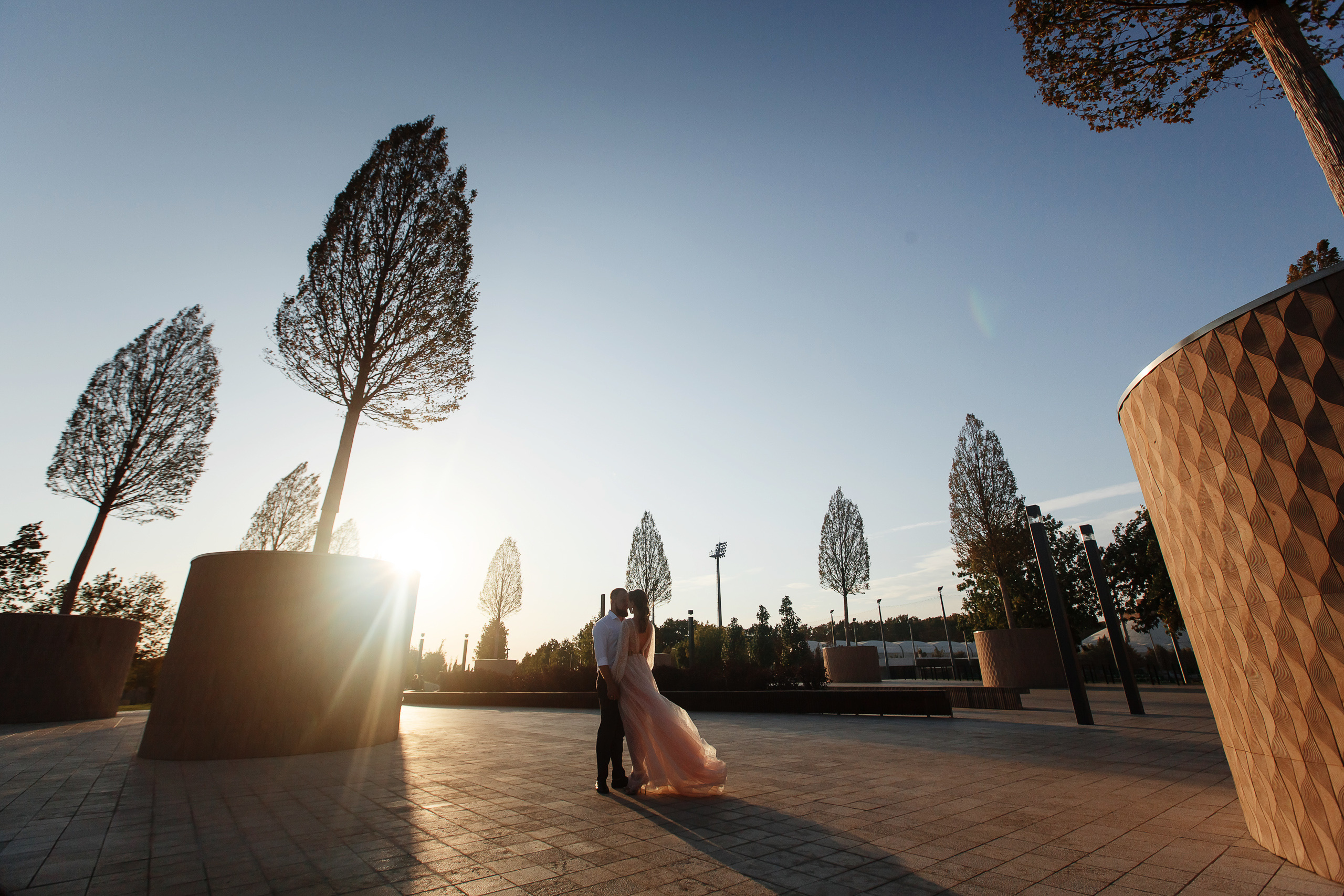 Свадебная прогулка в парке "Краснодар". Фотограф на свадьбу Дмитрий Шевченко.