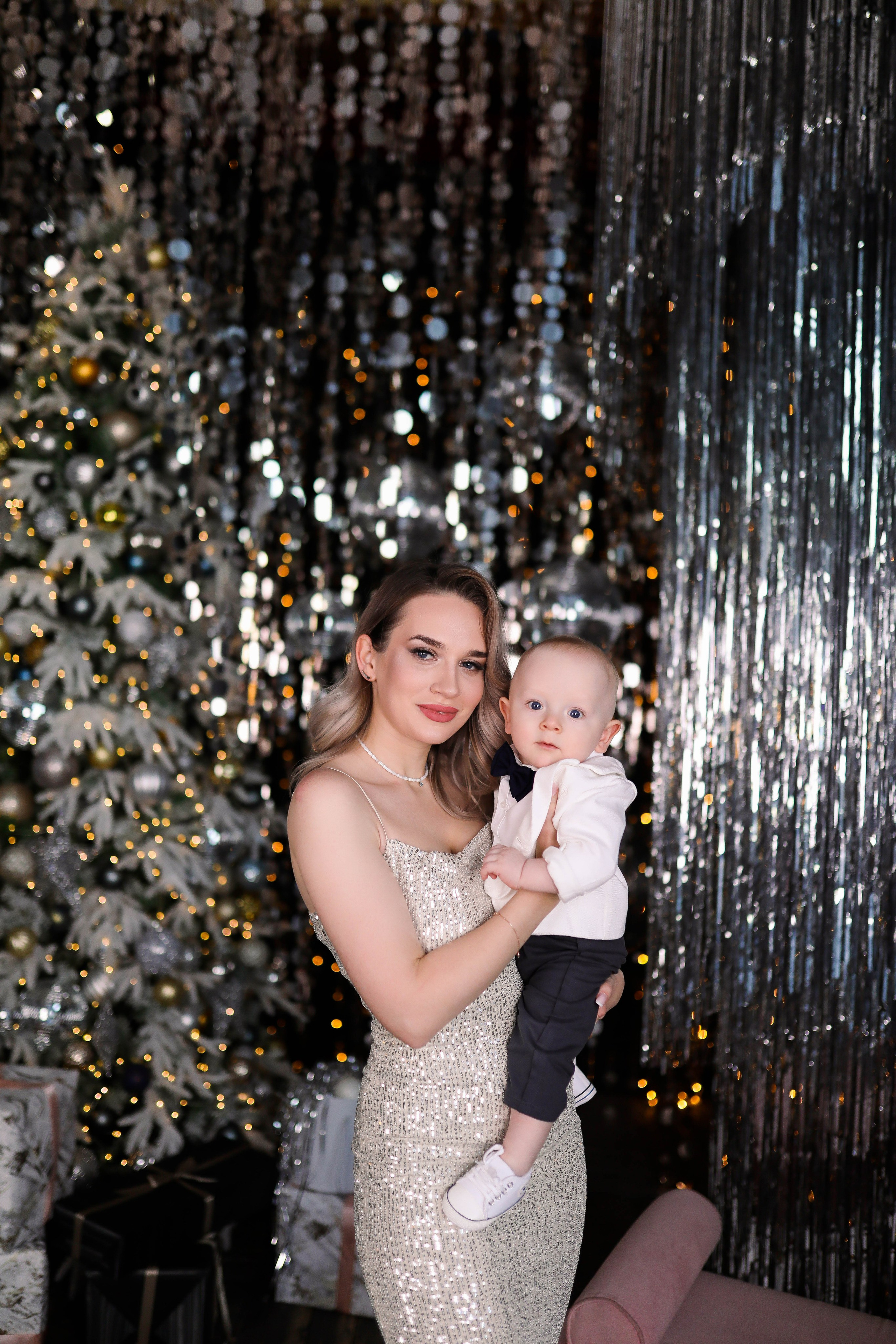 Алёна, Макс и малыш Матвей в зале Арт. ФОТОГРАФ ХАБАРОВСК АНАСТАСИЯ РАЧЕНКОВА