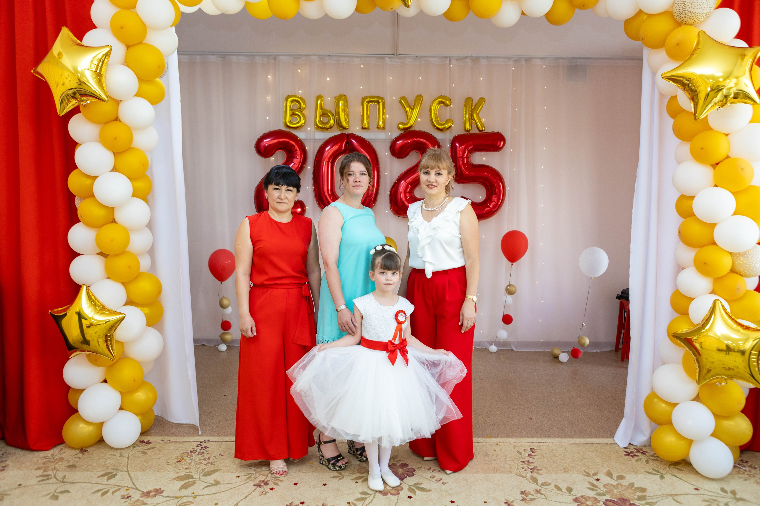 Выпускной в детскому саду 2025 год. Свадебный и предметный фотограф Ренат Каламперов