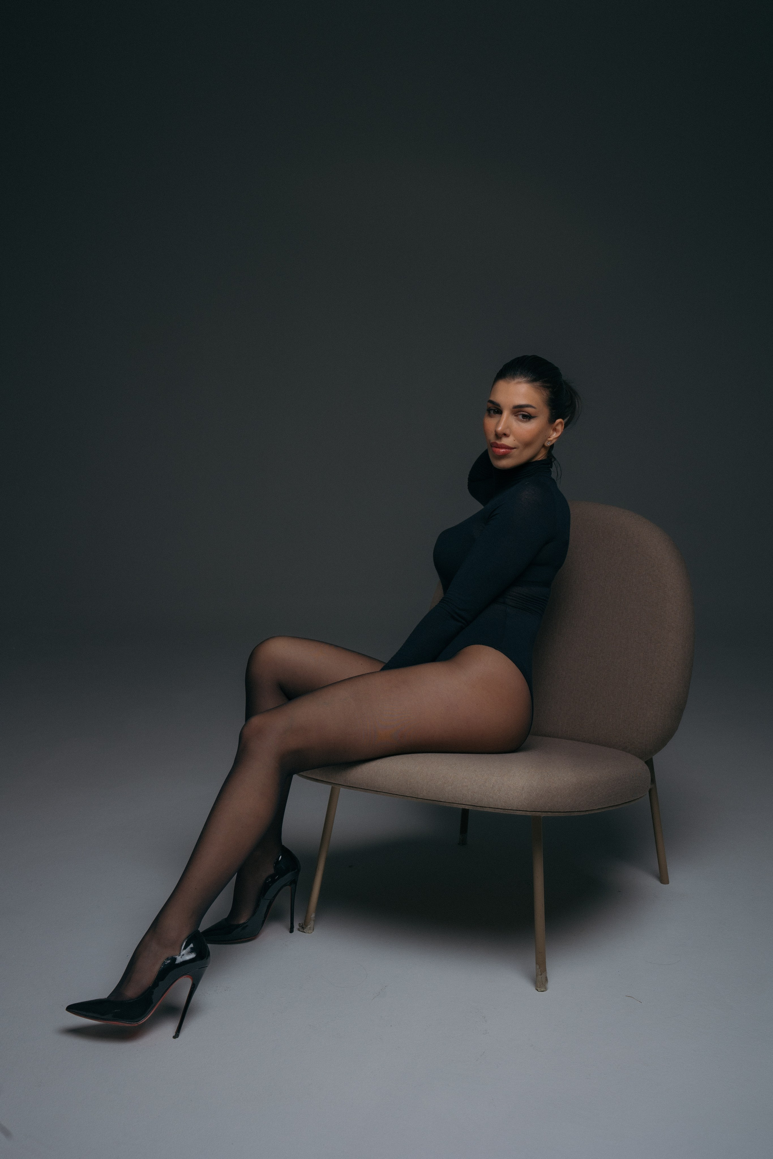 МАРИНА. Я фотограф из Москвы к Вашим услугам