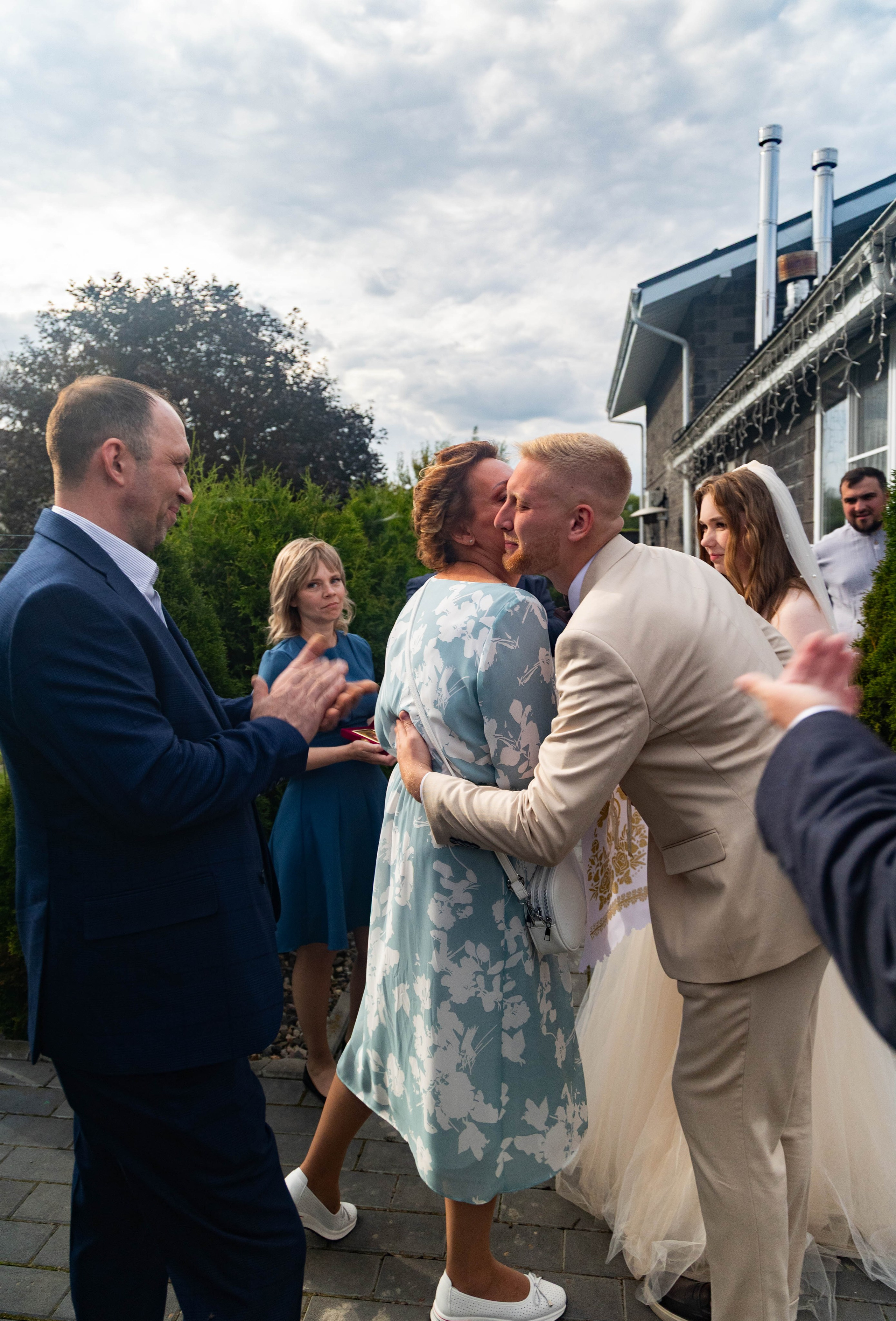 Свадебная фотосессия свадебный фотограф Татьяна Марсуверских свадебная фотопрогулка Москва Жуковский. Фотограф для маркетплейсов, фотоуслуги в Жуковском Татьяна Марсуверских