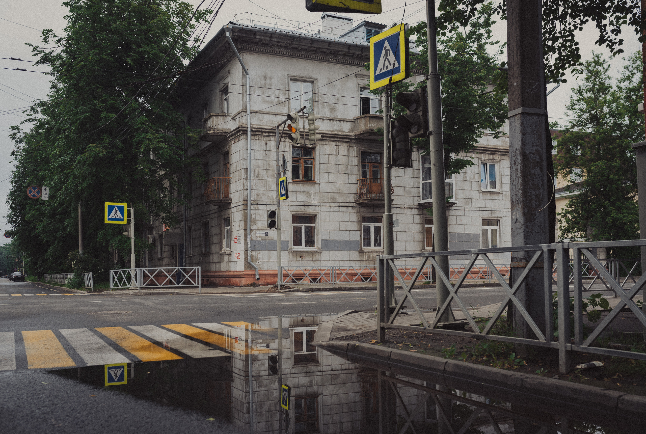 Проект #улицыгорода. Ярославль, ул. Некрасова. Документальный фотограф Илья Тихановский