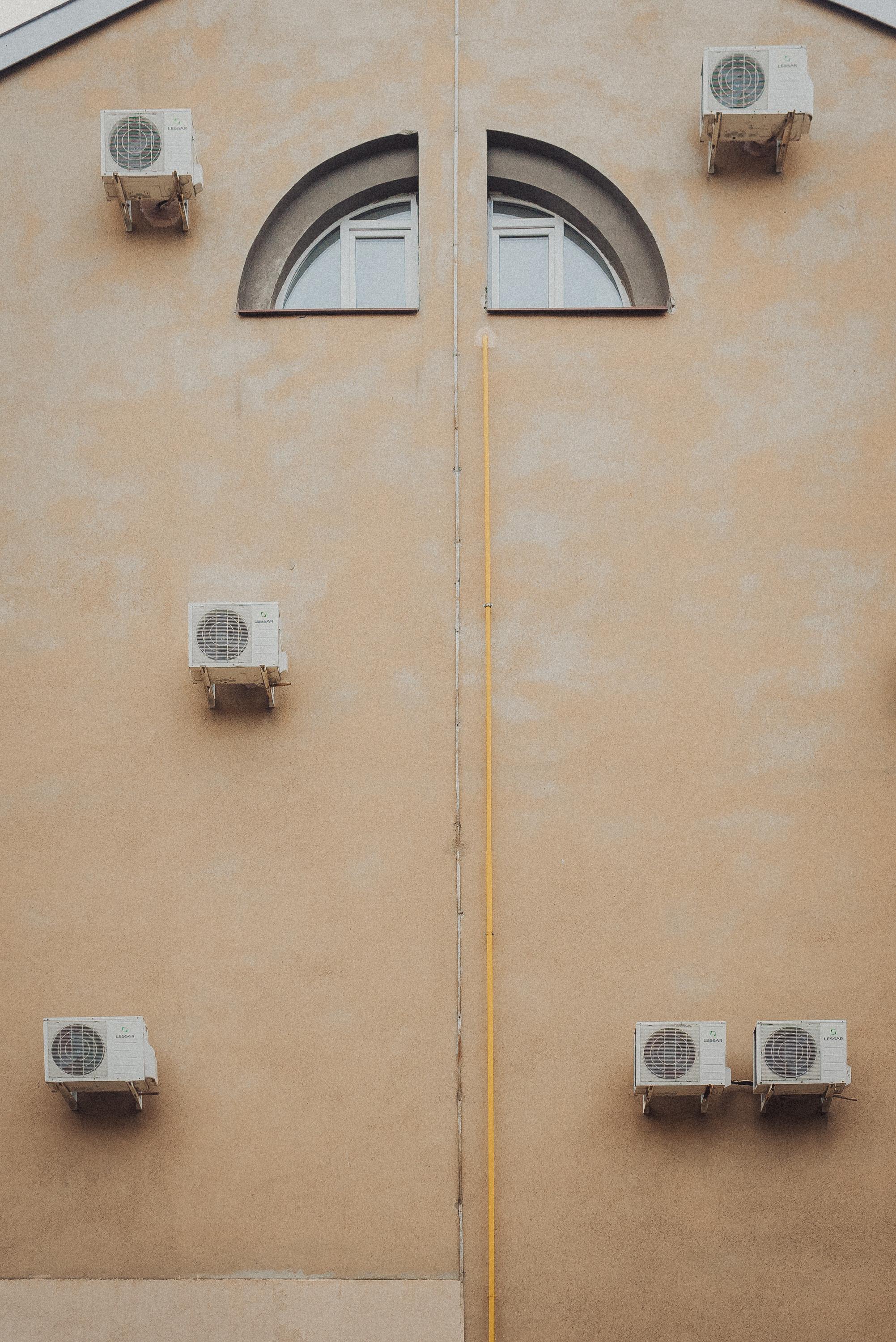 Проект #улицыгорода. Ярославль, ул. Некрасова. Документальный фотограф Илья Тихановский