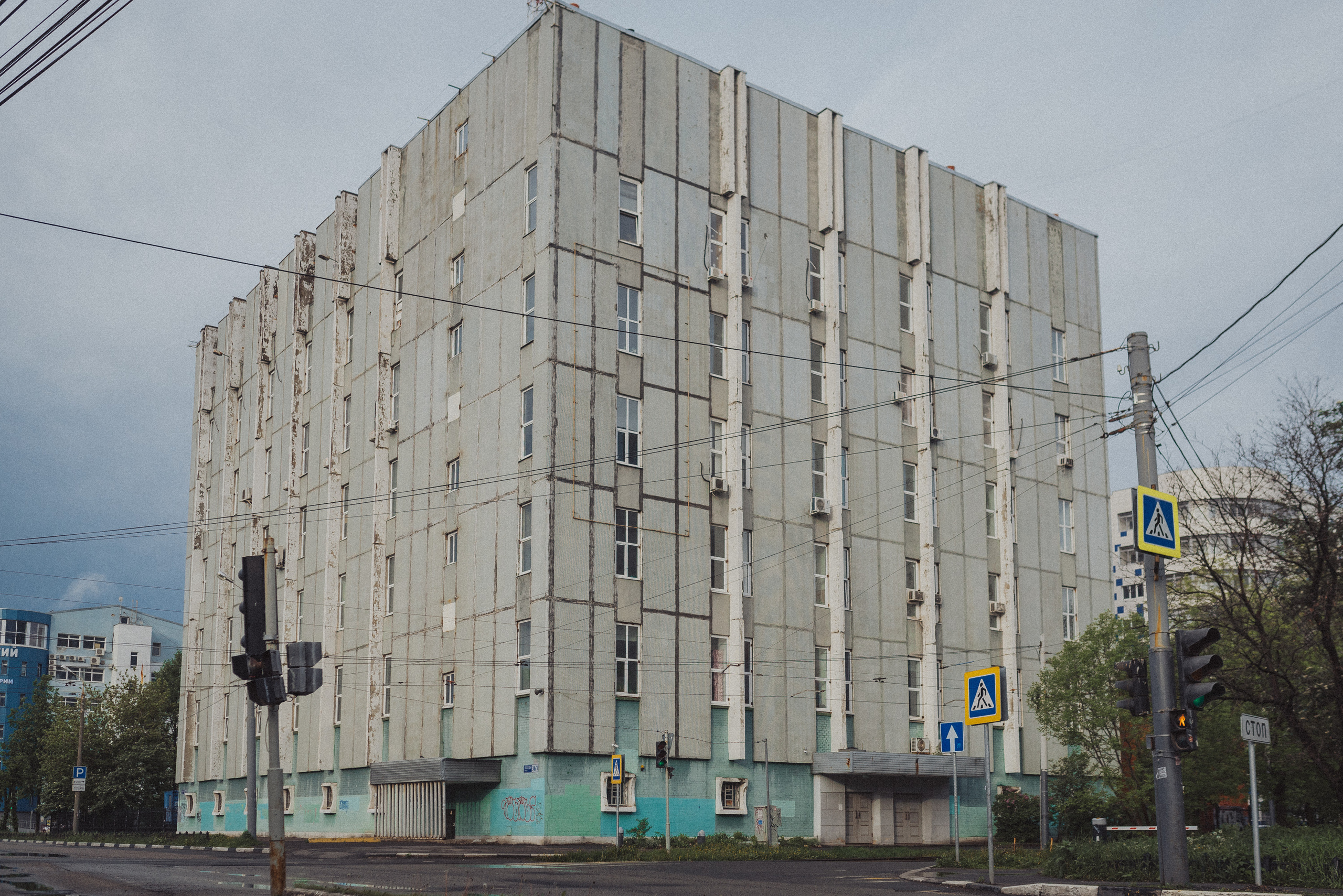 Проект #улицыгорода. Ярославль, ул. Победы. Документальный фотограф Илья Тихановский