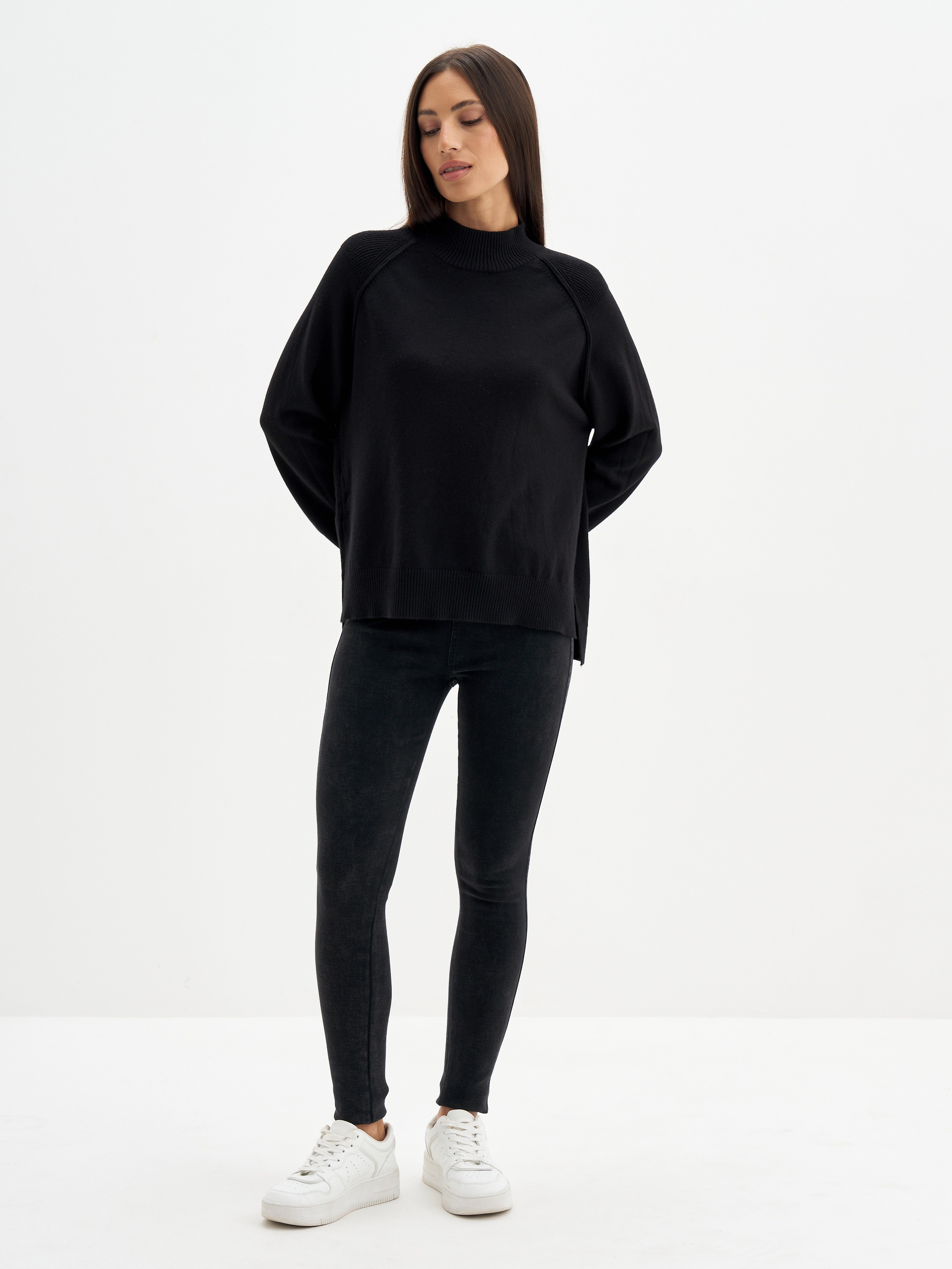 Marketplace. Кирилл Гольцберг | фотограф для брендов одежды и бизнеса