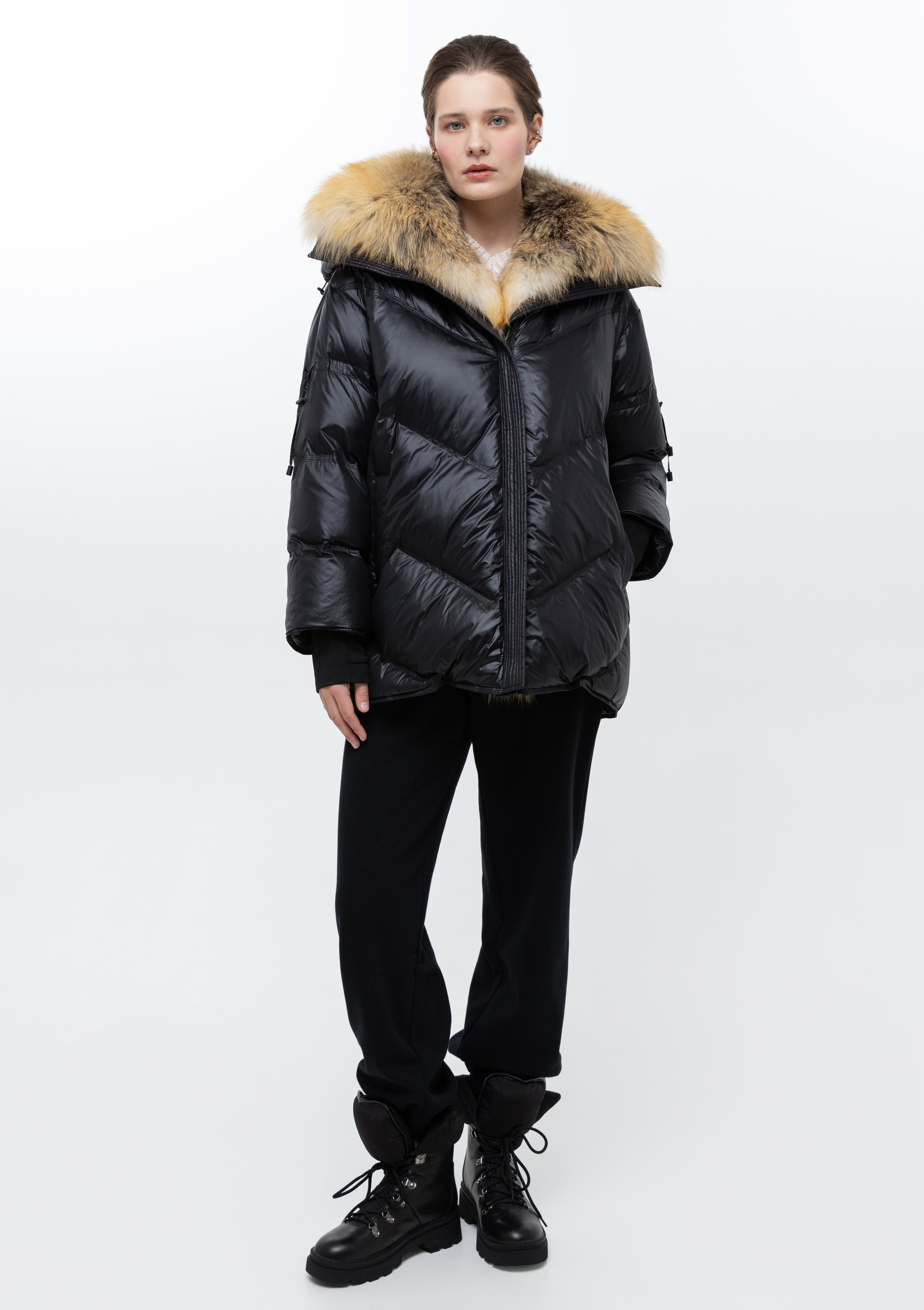 Каталог. Верхняя одежда + трикотаж бренда. 4ч,. Визажист для брендов, Фэшн продюсер Олеся Глушкова