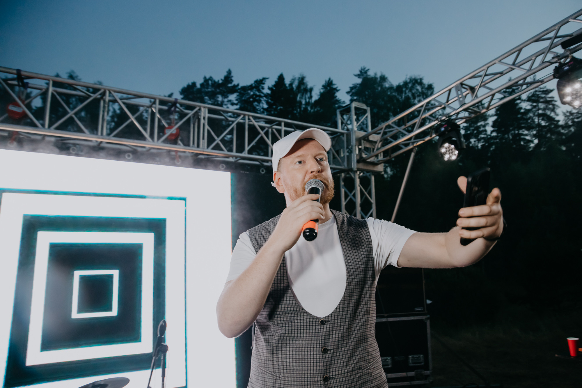 ПРАЗДНИК НА БЕРЕГУ РЕКИ. Фотограф ваших событий