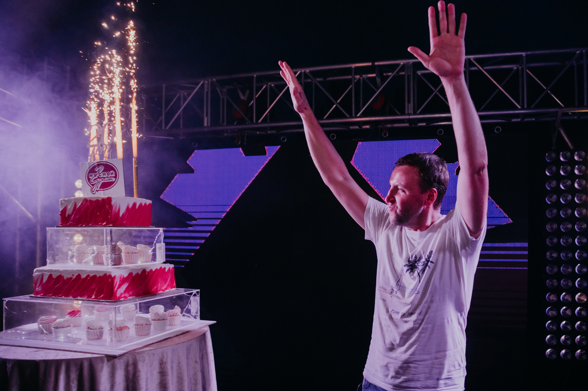 ПРАЗДНИК НА БЕРЕГУ РЕКИ. Фотограф ваших событий