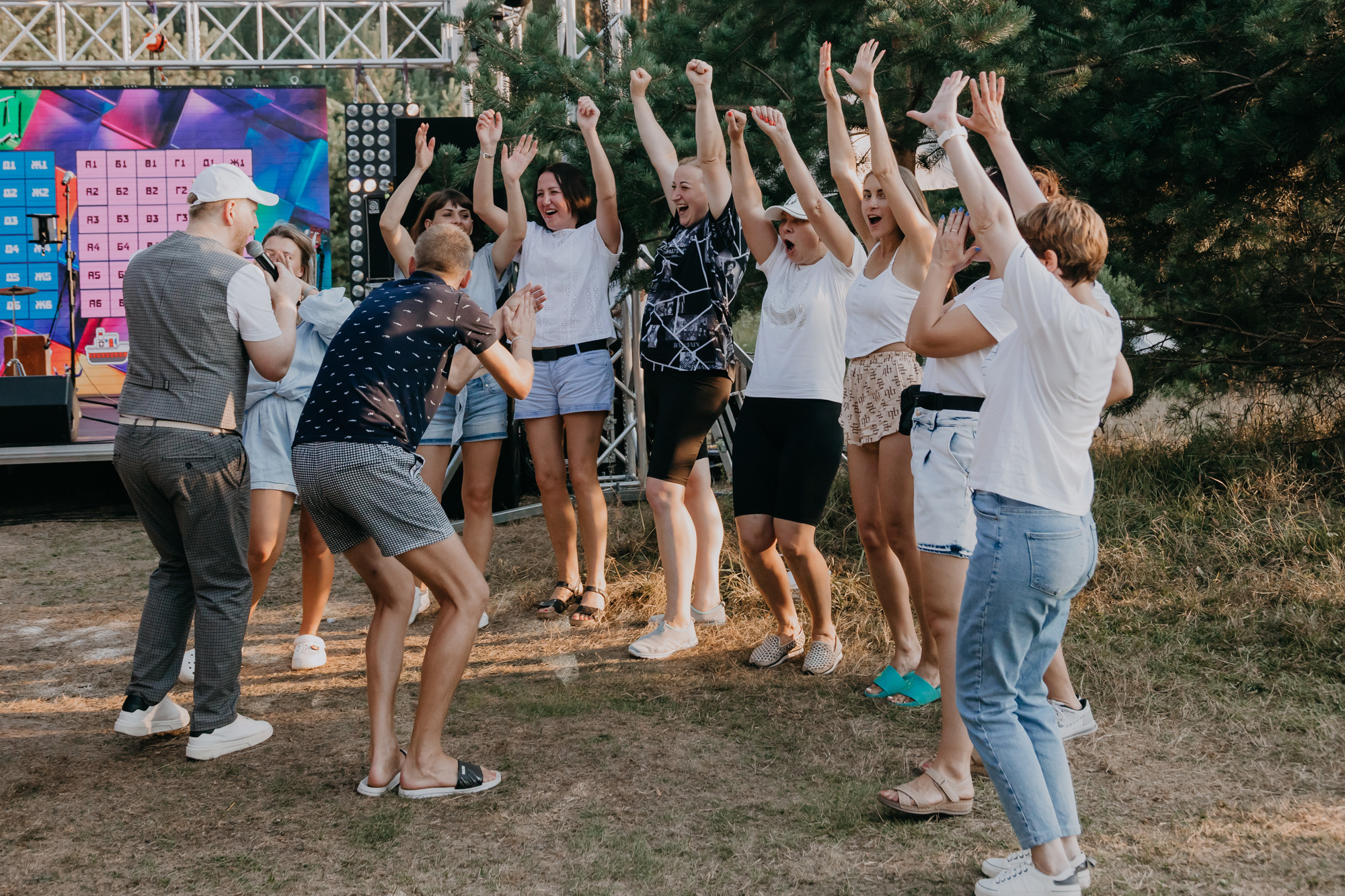 ПРАЗДНИК НА БЕРЕГУ РЕКИ. Фотограф ваших событий