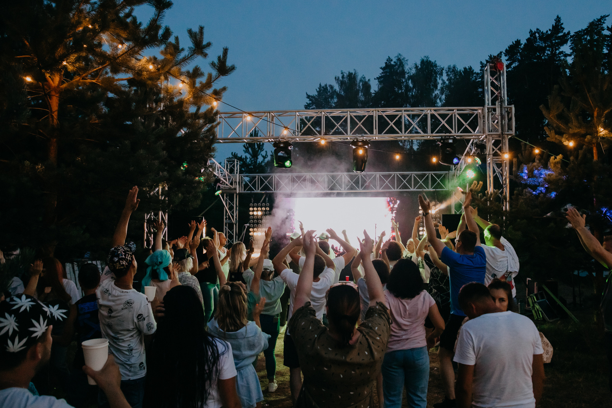 ПРАЗДНИК НА БЕРЕГУ РЕКИ. Фотограф ваших событий