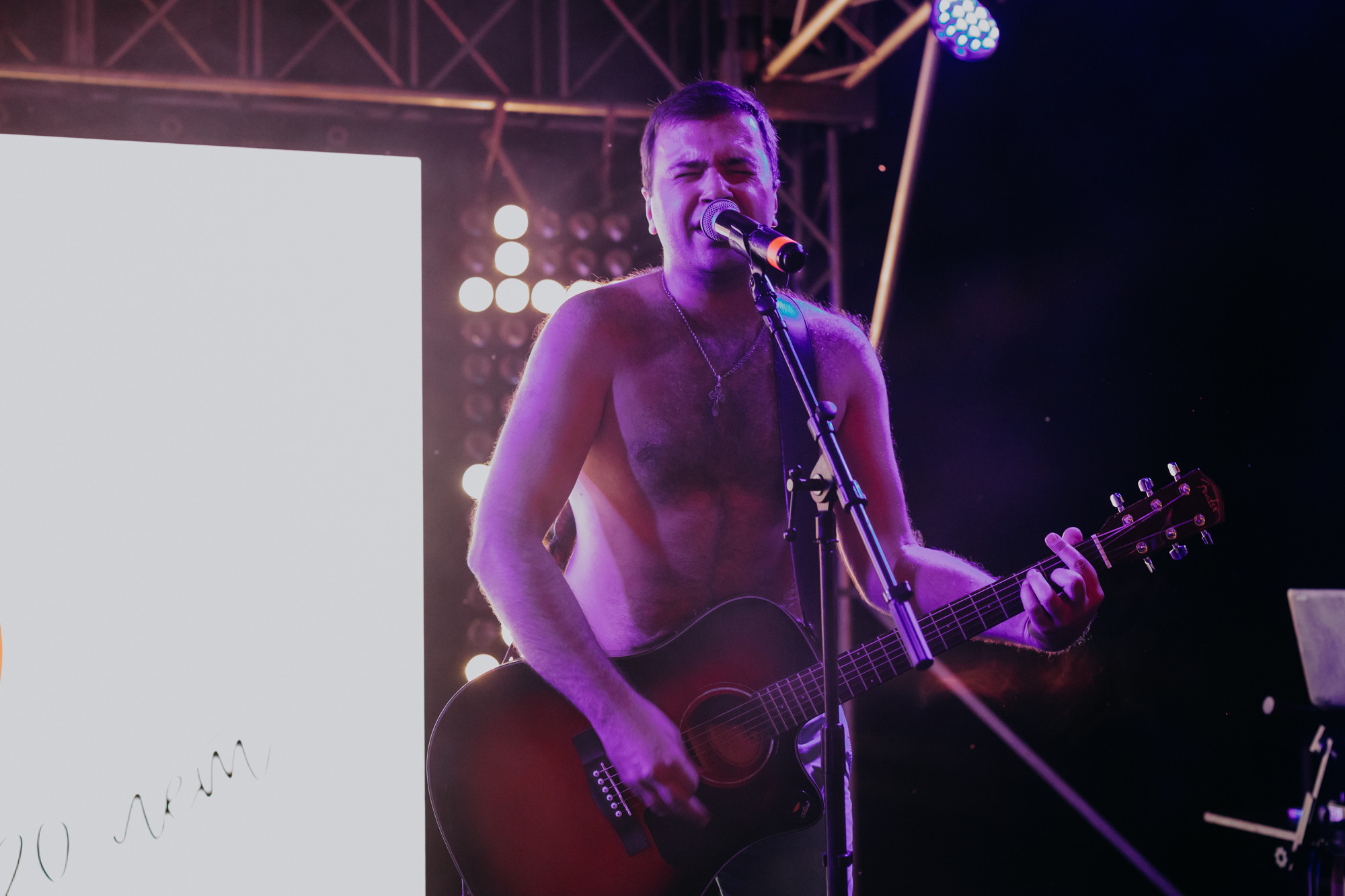 ПРАЗДНИК НА БЕРЕГУ РЕКИ. Фотограф ваших событий