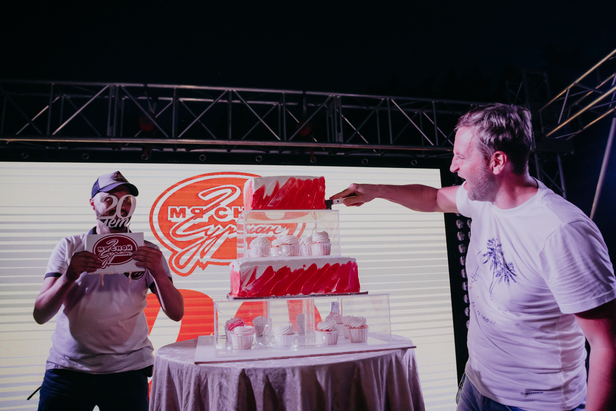 ПРАЗДНИК НА БЕРЕГУ РЕКИ. Фотограф ваших событий