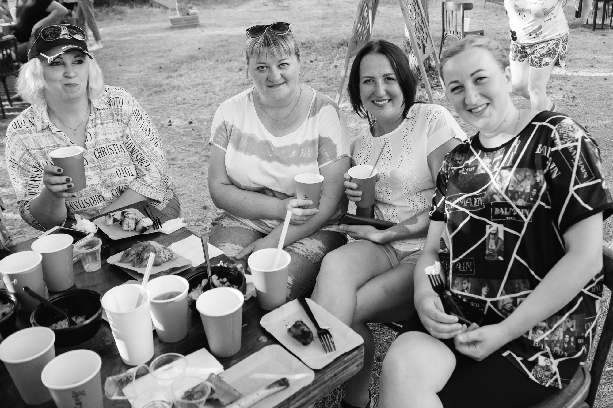 ПРАЗДНИК НА БЕРЕГУ РЕКИ. Фотограф ваших событий