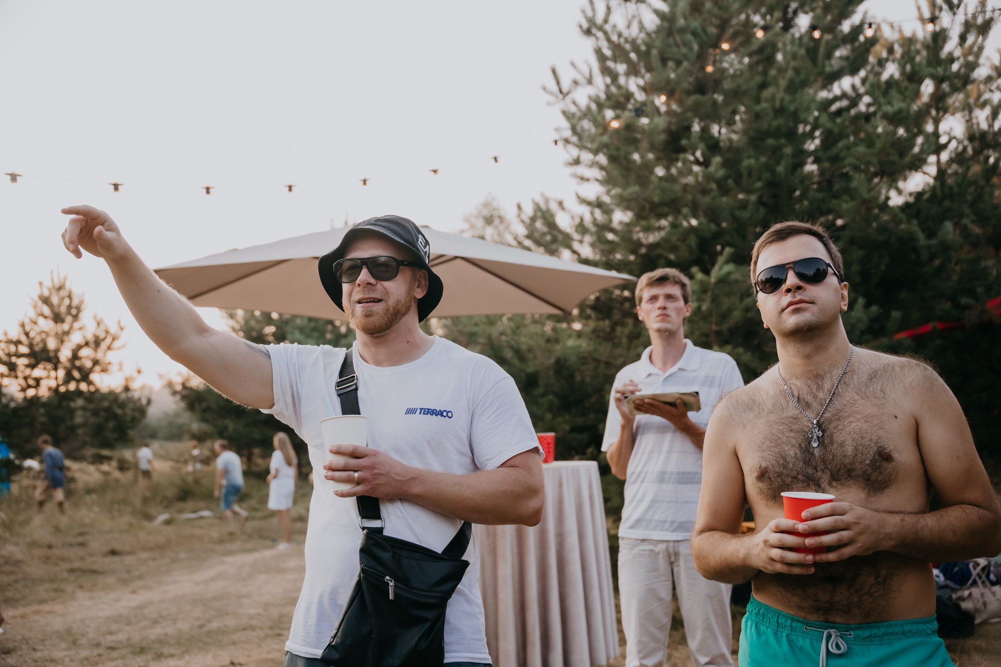 ПРАЗДНИК НА БЕРЕГУ РЕКИ. Фотограф ваших событий