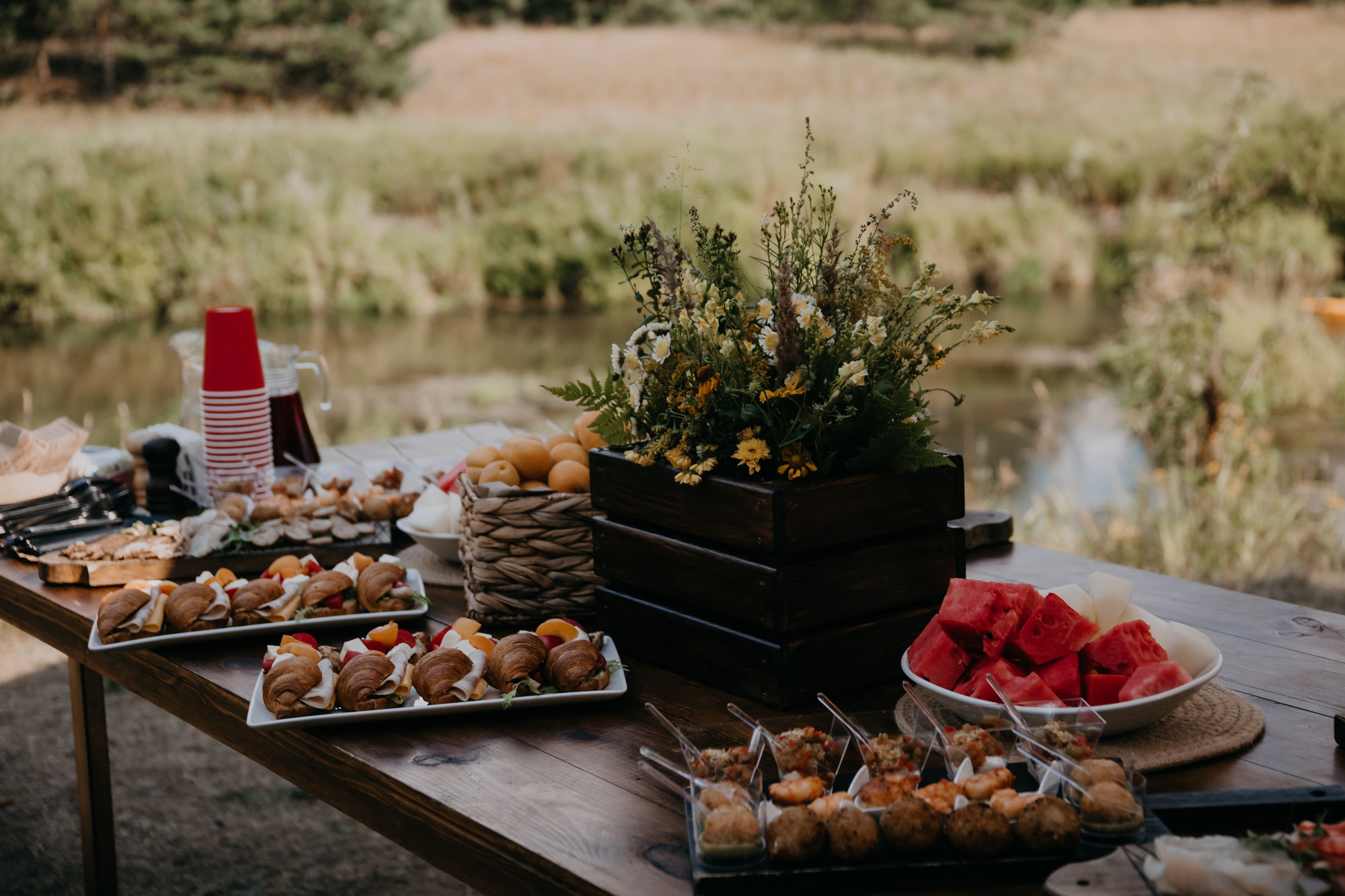 ПРАЗДНИК НА БЕРЕГУ РЕКИ. Фотограф ваших событий