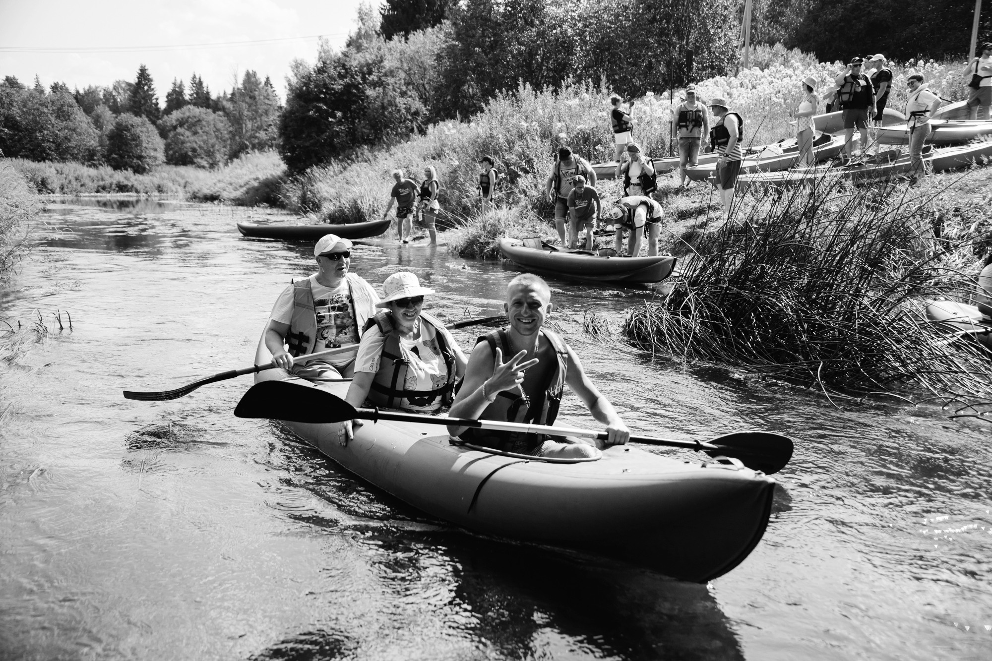 ПРАЗДНИК НА БЕРЕГУ РЕКИ. Фотограф ваших событий