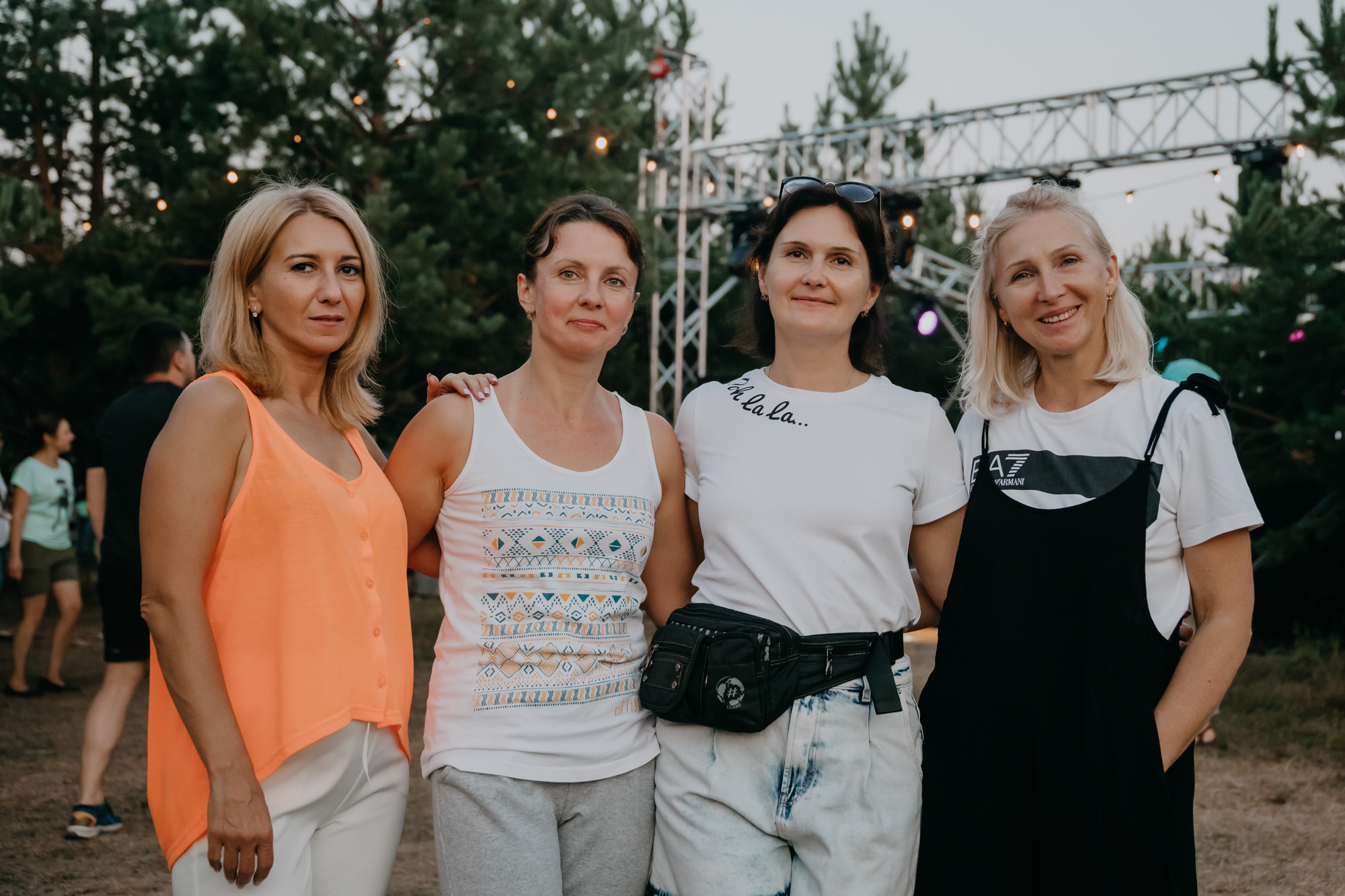 ПРАЗДНИК НА БЕРЕГУ РЕКИ. Фотограф ваших событий