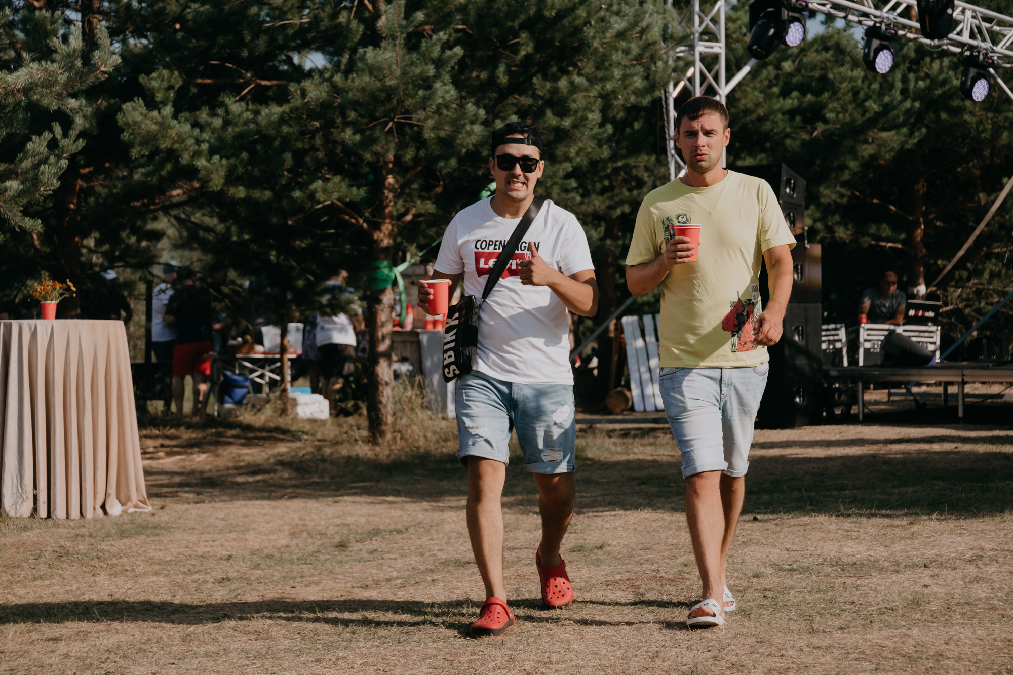 ПРАЗДНИК НА БЕРЕГУ РЕКИ. Фотограф ваших событий