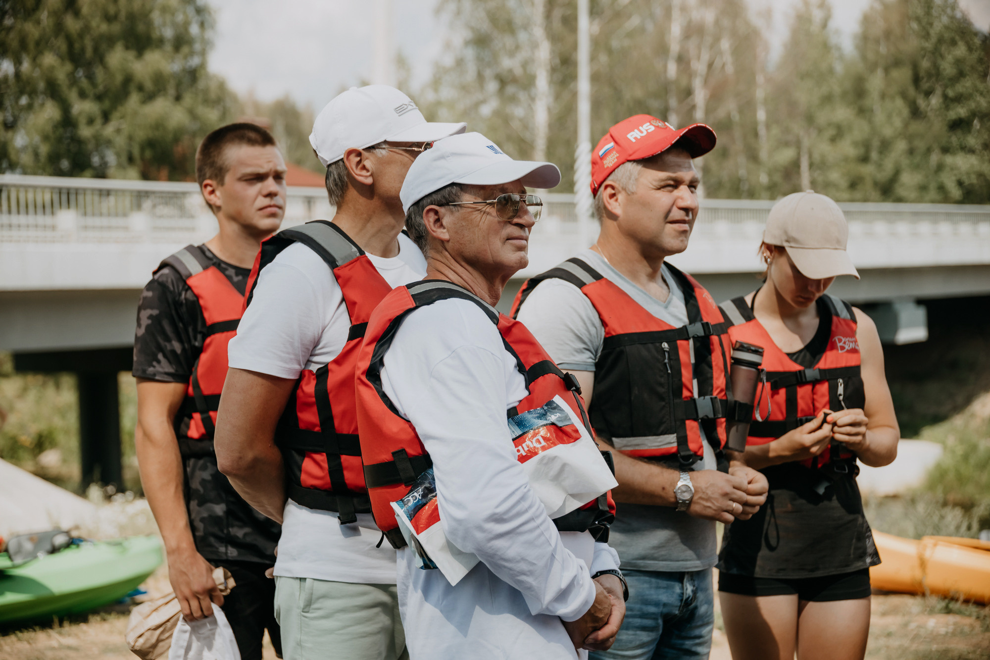 ПРАЗДНИК НА БЕРЕГУ РЕКИ. Фотограф ваших событий