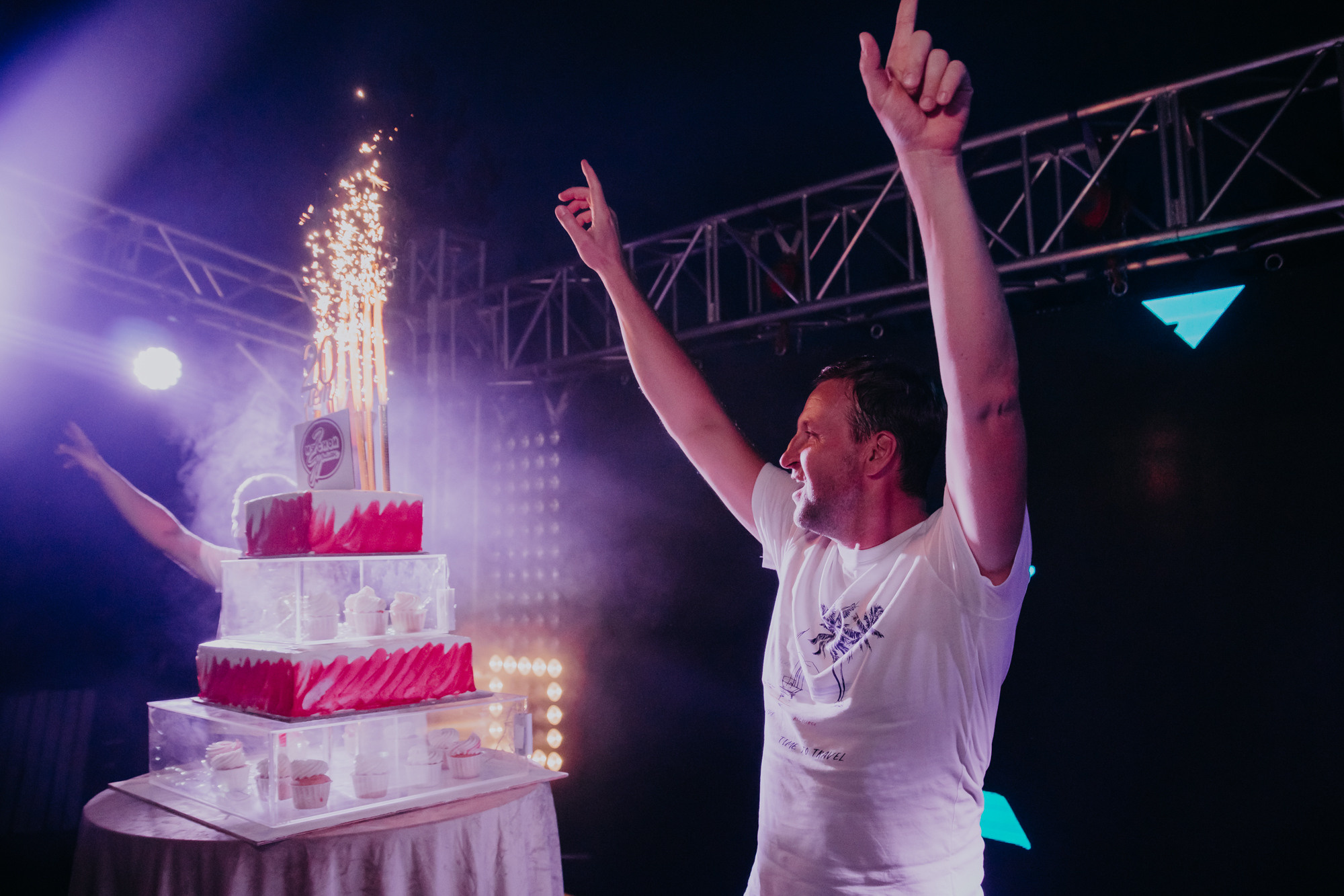 ПРАЗДНИК НА БЕРЕГУ РЕКИ. Фотограф ваших событий