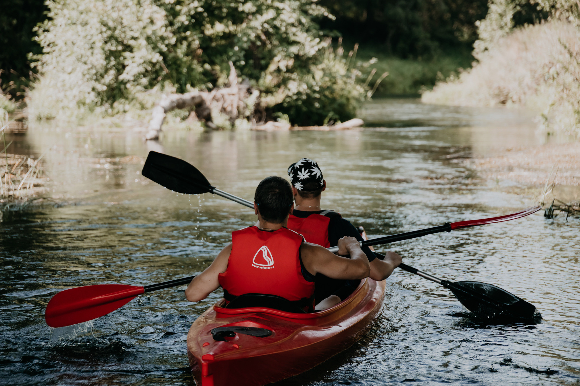 ПРАЗДНИК НА БЕРЕГУ РЕКИ. Фотограф ваших событий