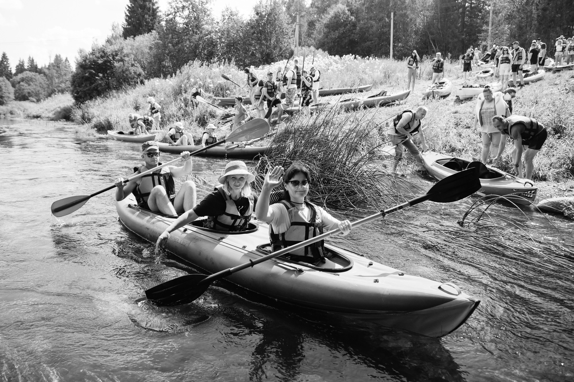 ПРАЗДНИК НА БЕРЕГУ РЕКИ. Фотограф ваших событий