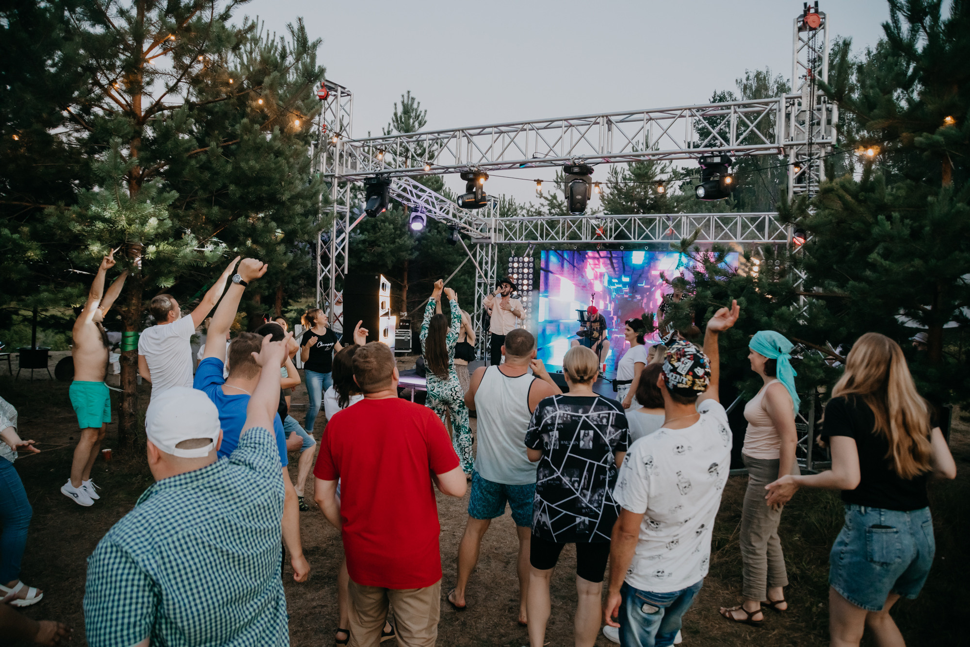ПРАЗДНИК НА БЕРЕГУ РЕКИ. Фотограф ваших событий