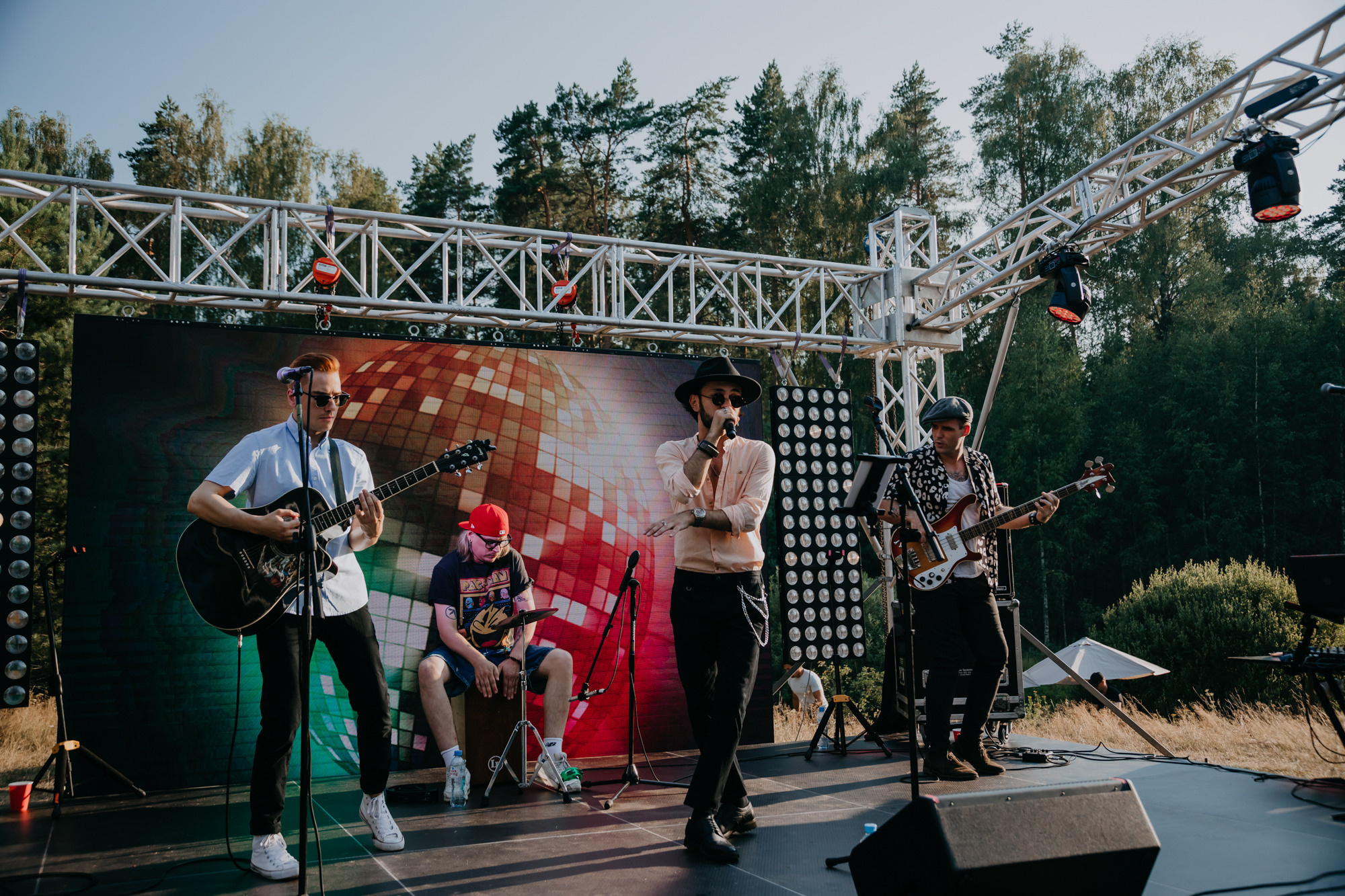 ПРАЗДНИК НА БЕРЕГУ РЕКИ. Фотограф ваших событий