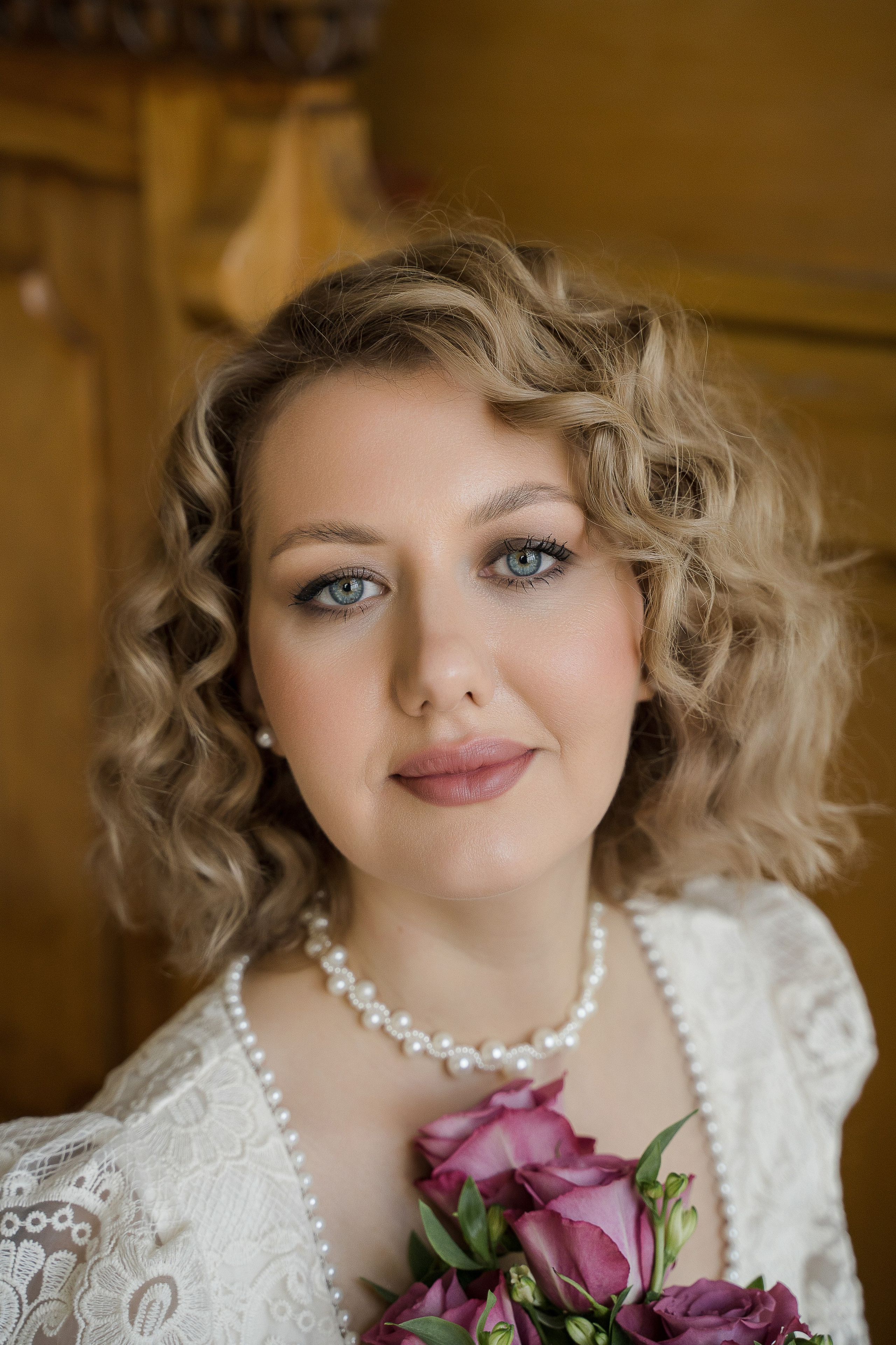 Свадебная фотосессия на Витебском вокзале. Свадебный и семейный фотограф в Пушкине и Санкт-Петербурге Мария Филиппова