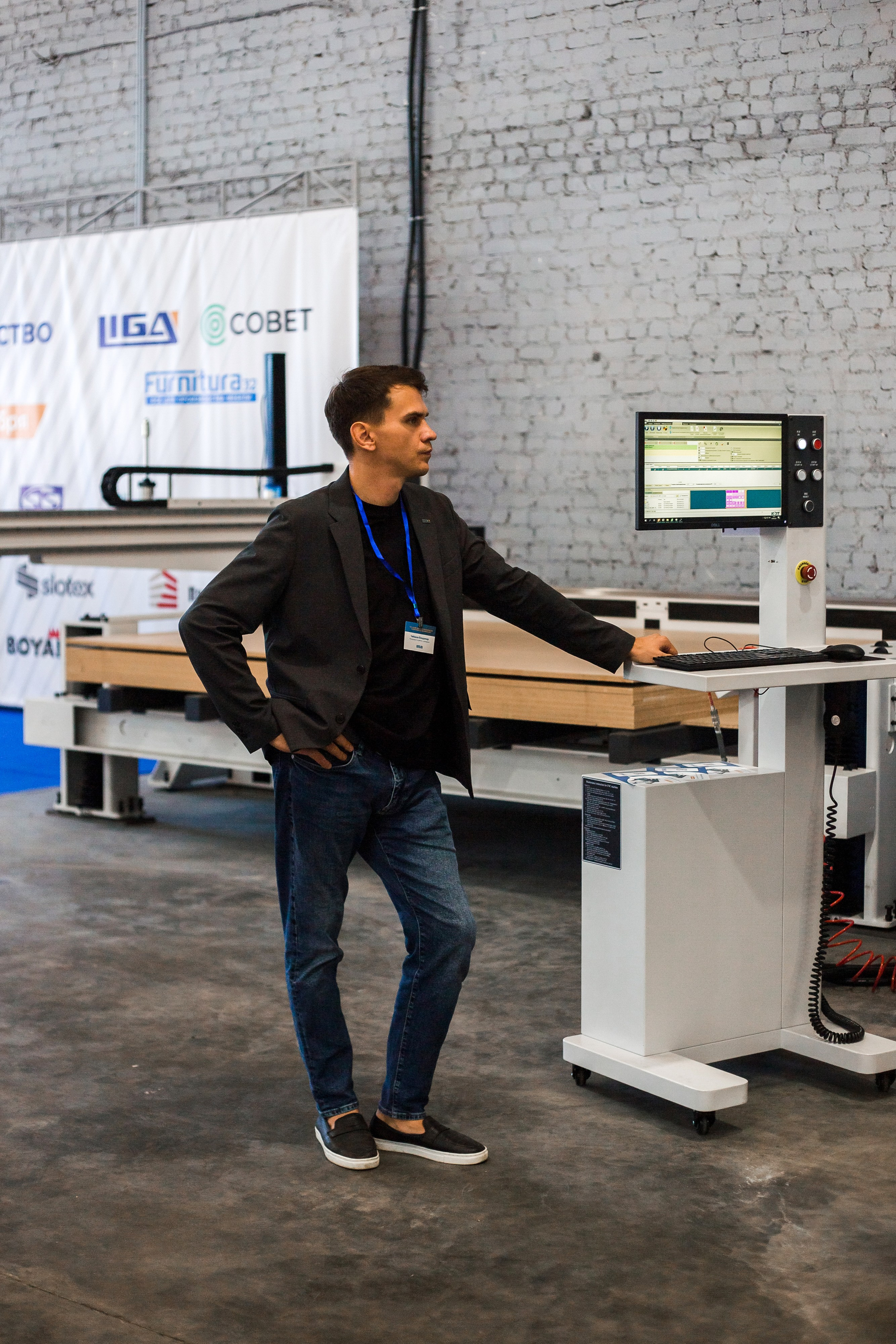 Выставка ТЕСТ-ДРАЙВ.МЕБЕЛЬНОЕ ПРОИЗВОДСТВО И ДЕРЕВООБРАБОТКА. БРЯНСК 2023. Портретный, семейный, свадебный фотограф в Брянске Маргарита Василькова