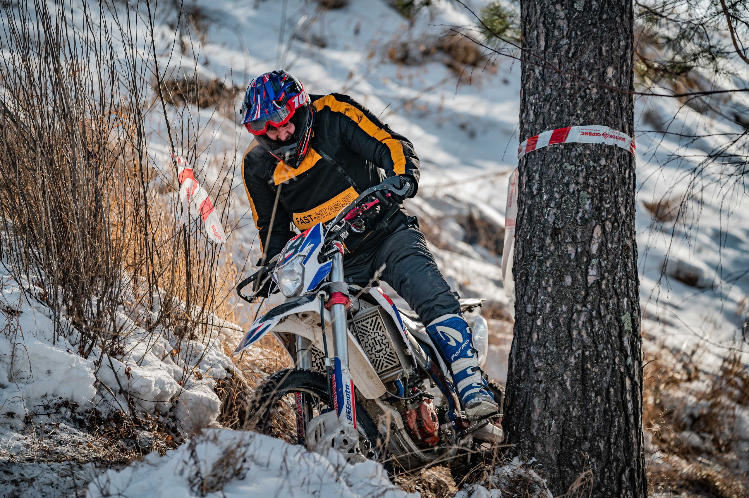 Мотокросс 23.02.2024. Портретный фотограф в Ангарске Артём Иванов