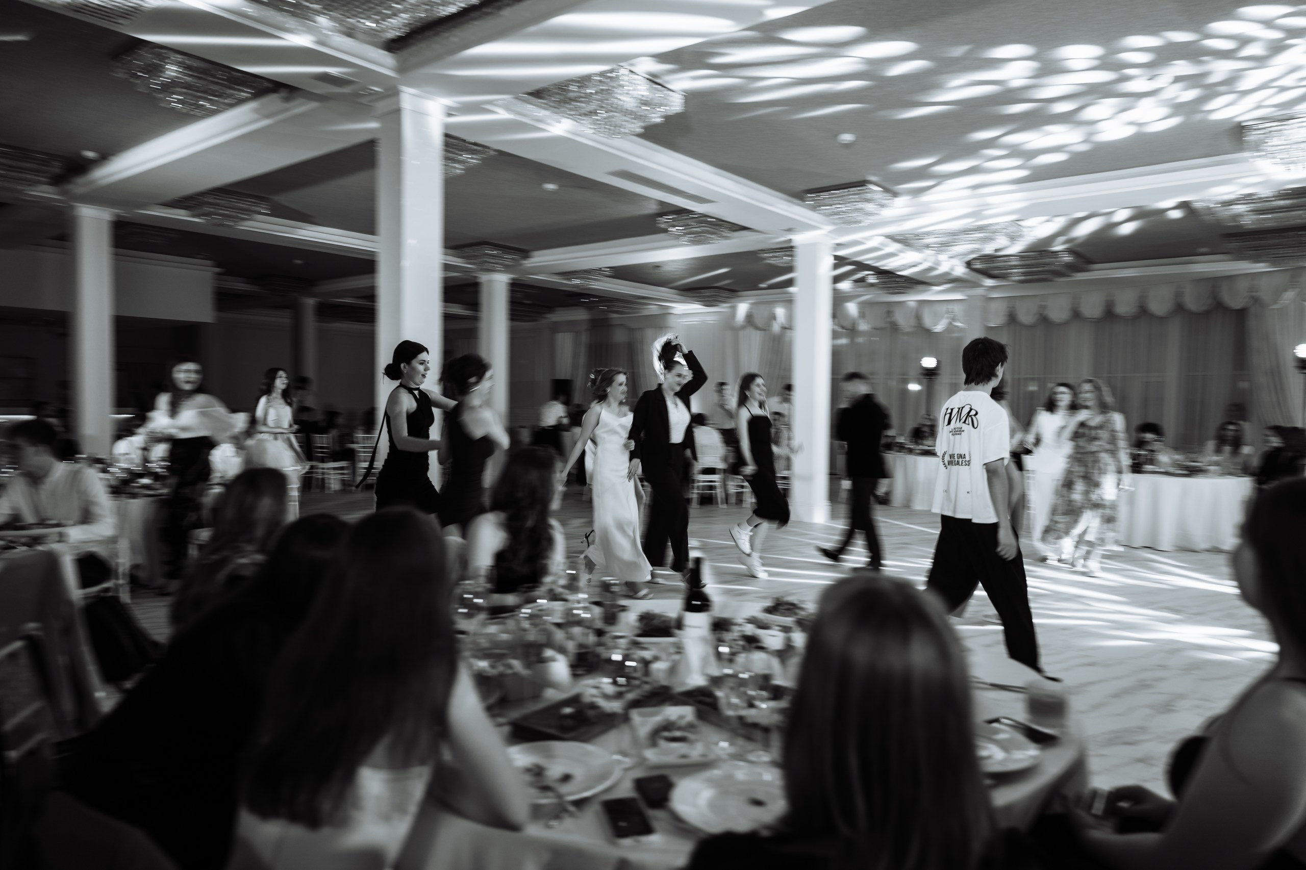 Фотограф на свадьбу Минск Москва Санкт-Петербург Свадебный фотограф на выпускной Репортажный фотограф Love Story Свадебная прогулка. Свадебный фотограф — Крюков Константин