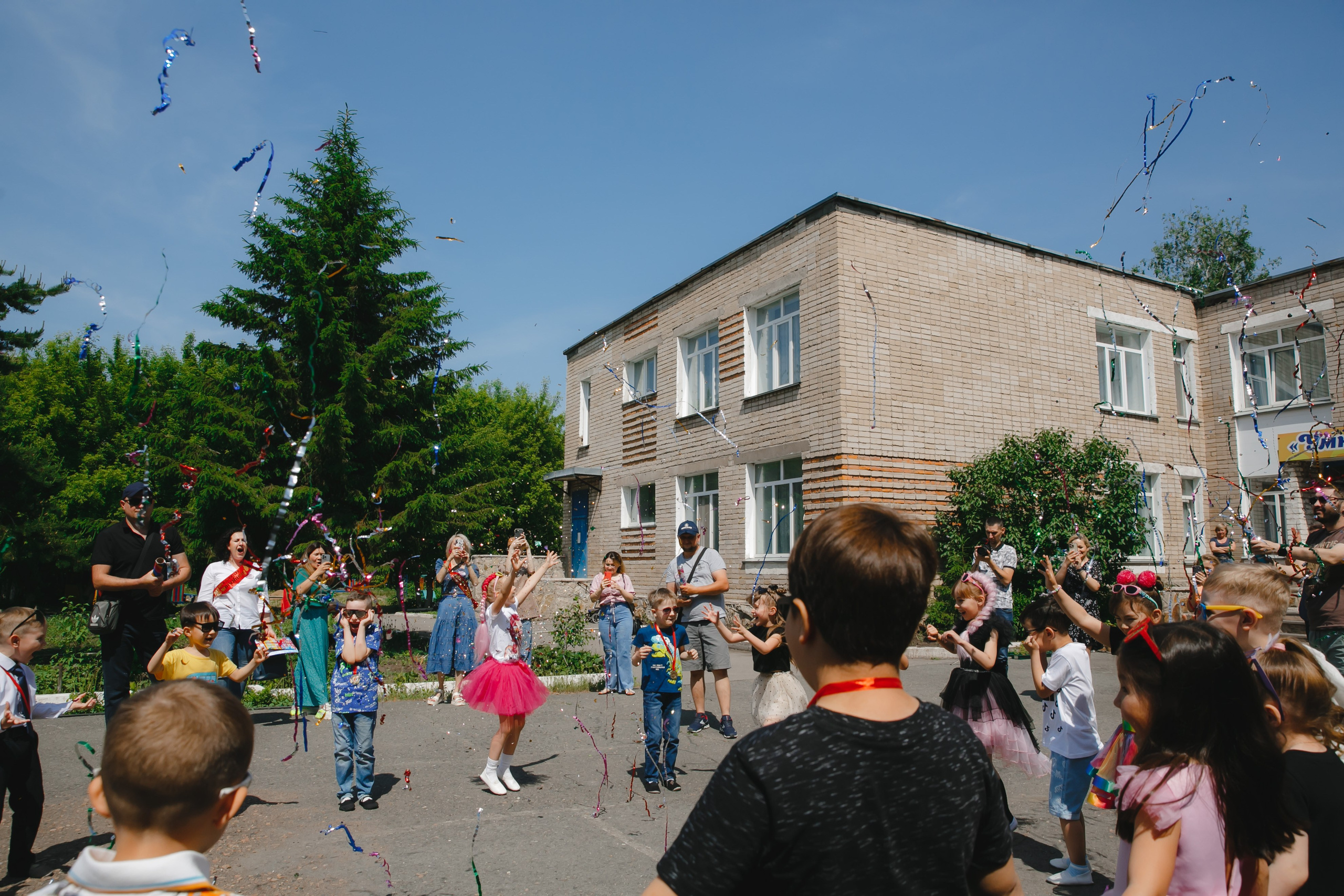 Школьный фотограф в Петропавловске, Фотограф Петропавловск. Свадебный и Семейный фотограф в Петрпавловске