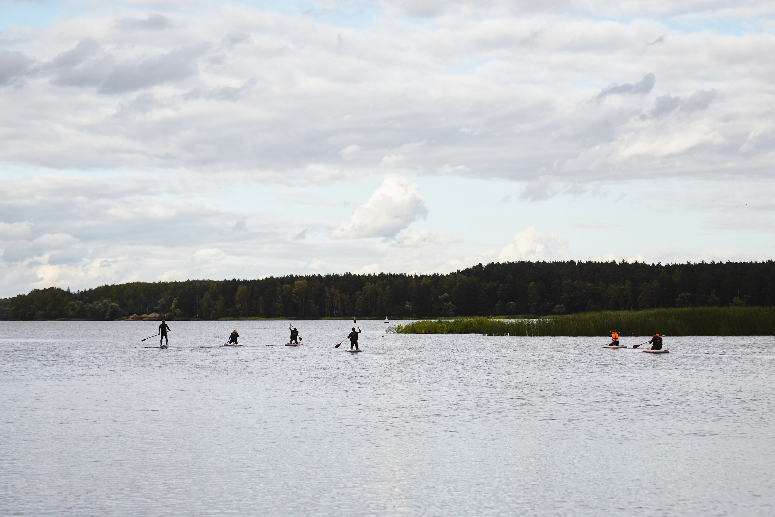 Фотограф на тимбилдинг: спортивное командообразование за городом. КонТайм: профессиональная съемка для организаций