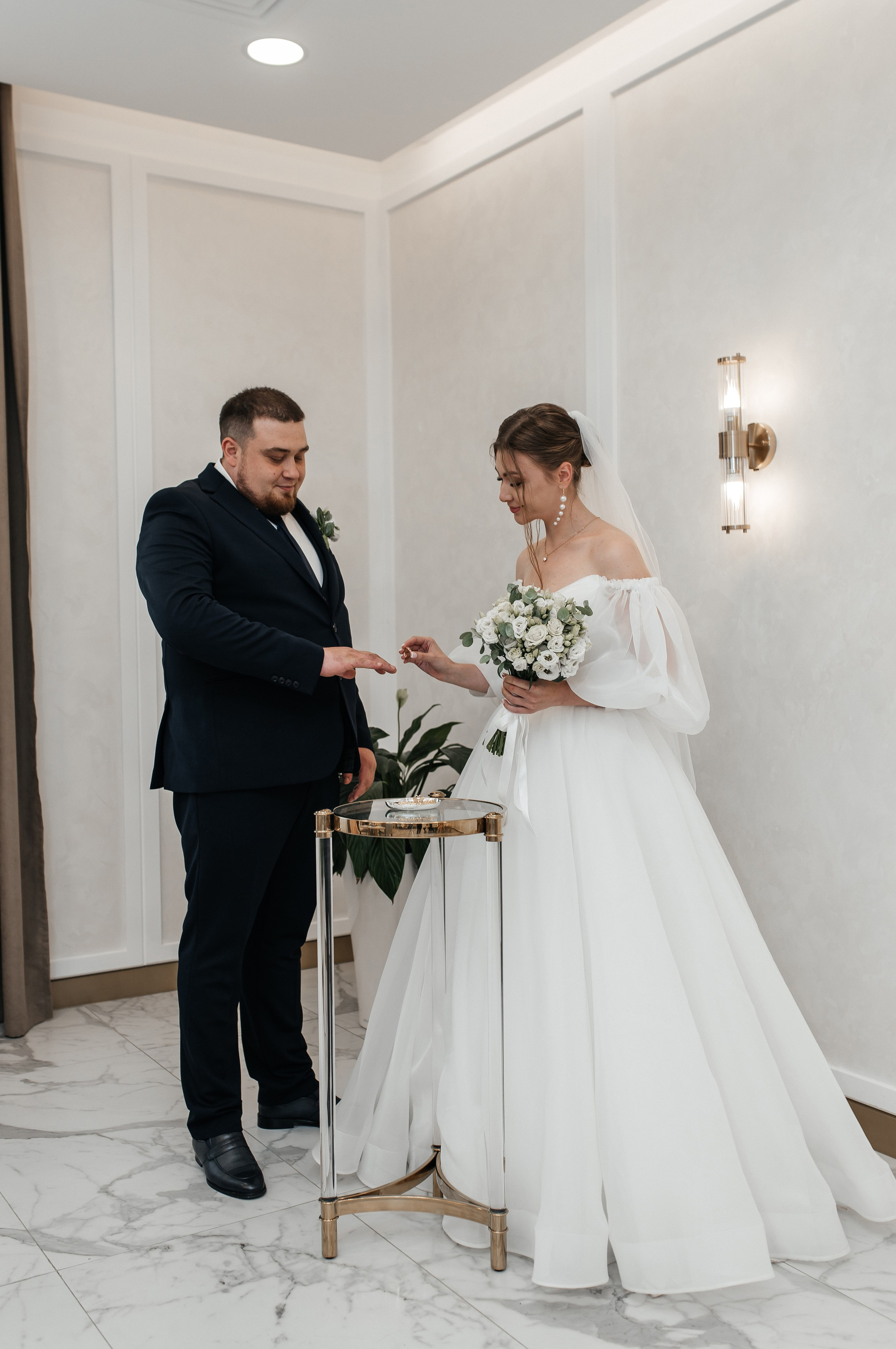 Алексей&Алина (сборы, загс бутово, прогулка). Фотограф в Москве Юлия Хамзина