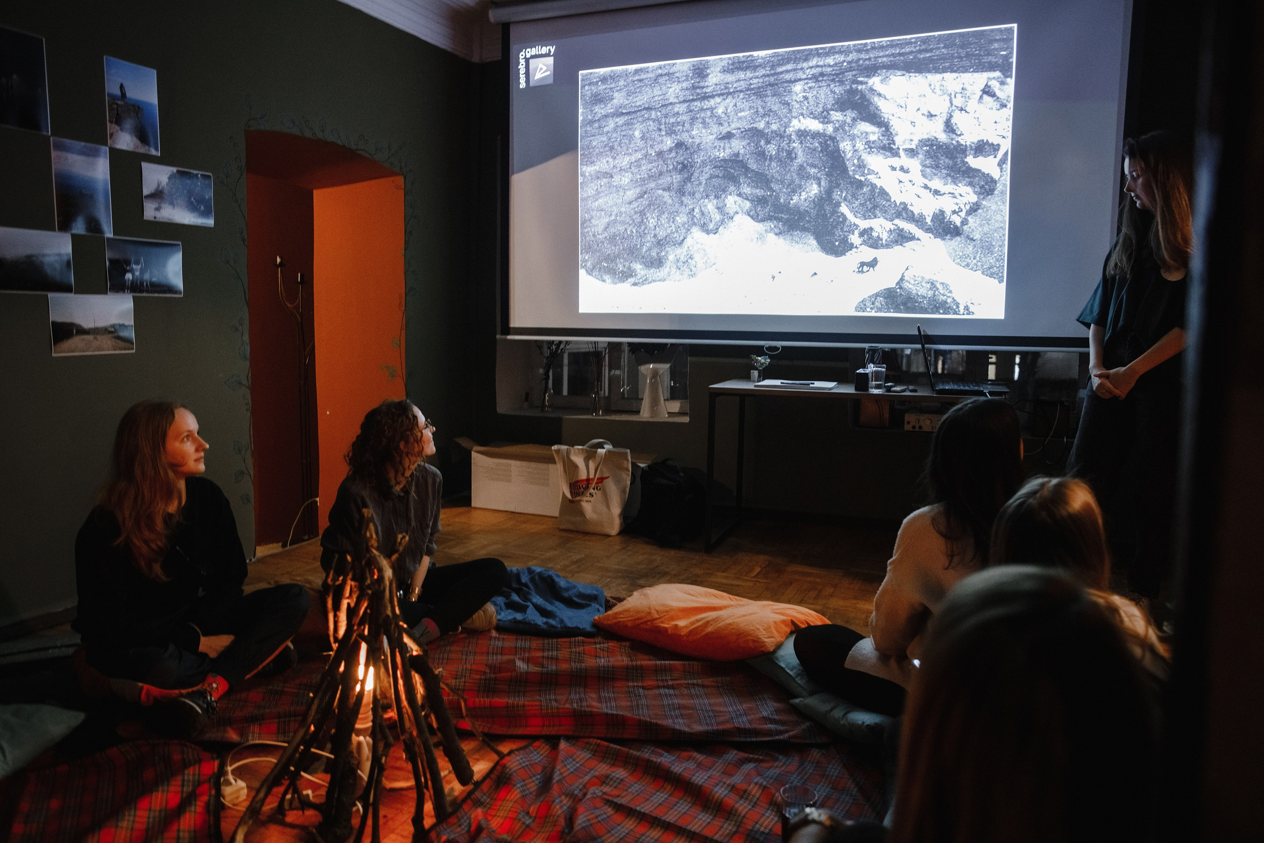 11.11.2022 // Совместно с ЕДЕМ.ДАЛЬШЕ. Фотовыставки serebro.gallery, в которых автором можешь стать ты! | Москва