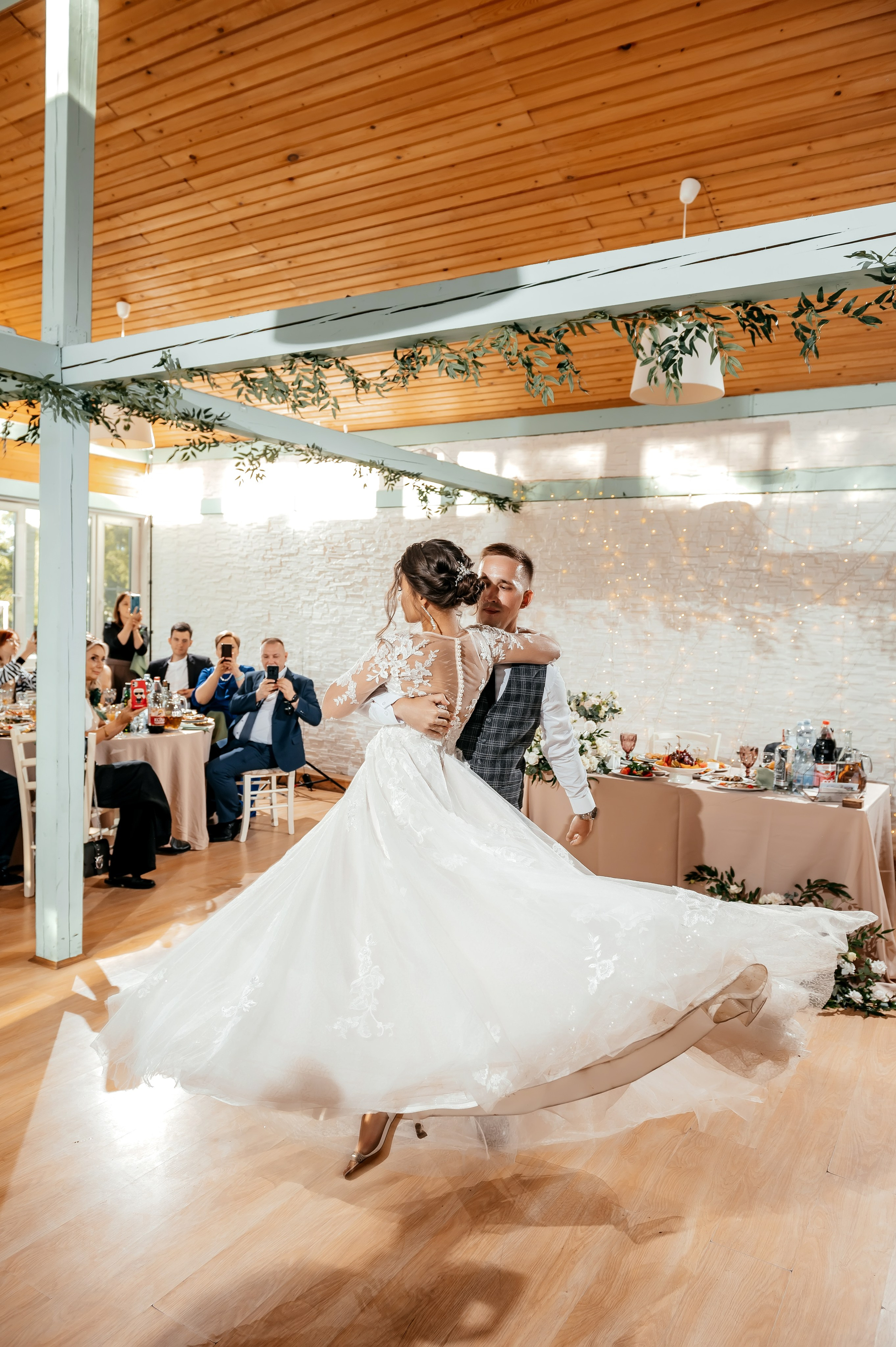 Медвежьи озера и любовь. Свадебная фотоистория. Свадебный и семейный фотограф Виктория Носачёва. Щелково, Москва и МО