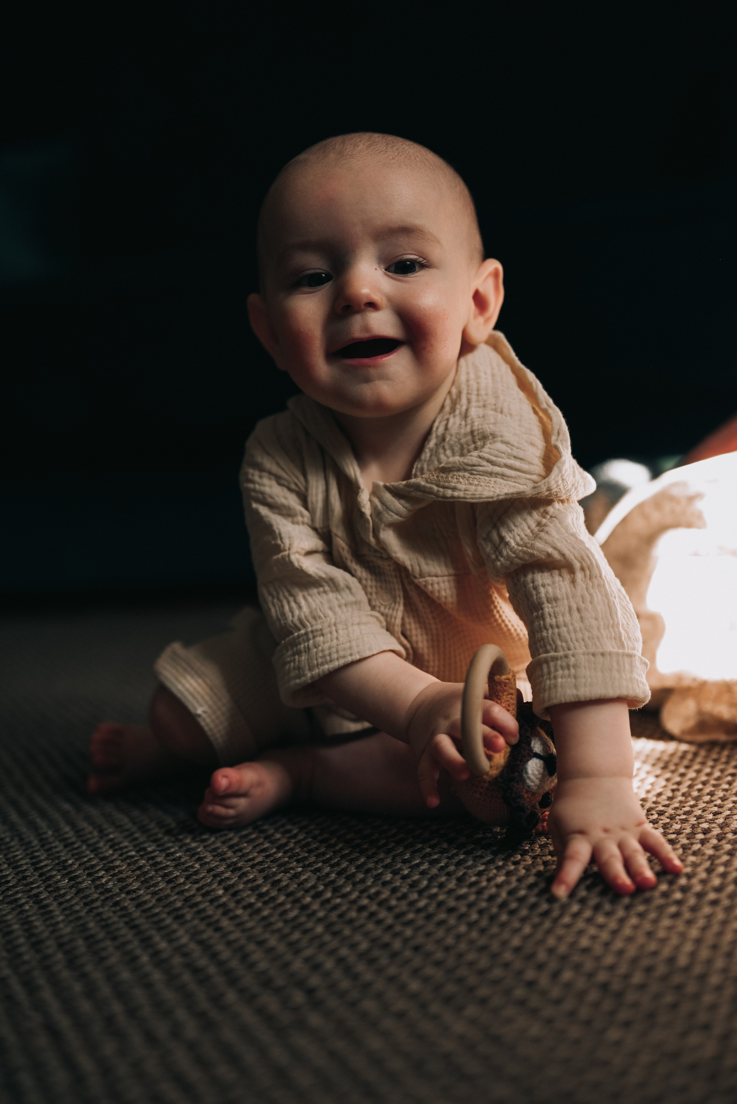 Утро мамы и малыша. Дарья и Евсей. Семейный фотограф в Москве Дарья Пузикова