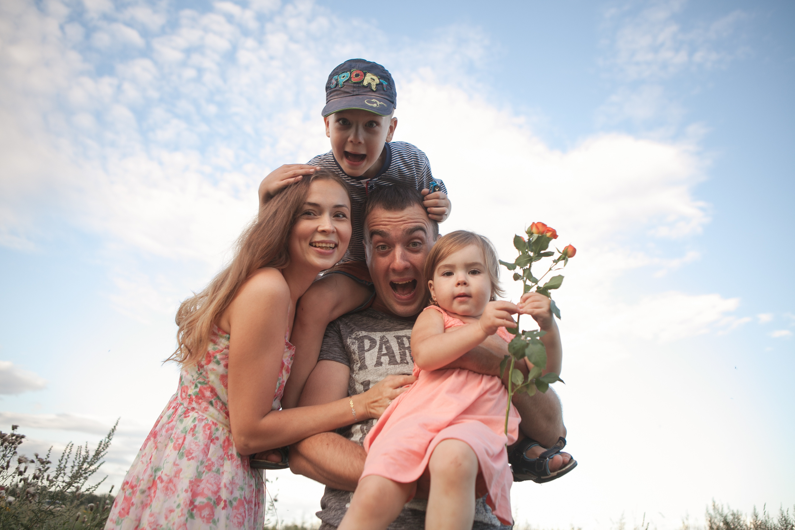 Семейная фотосессия на природе. Фотограф Андрей Баксов