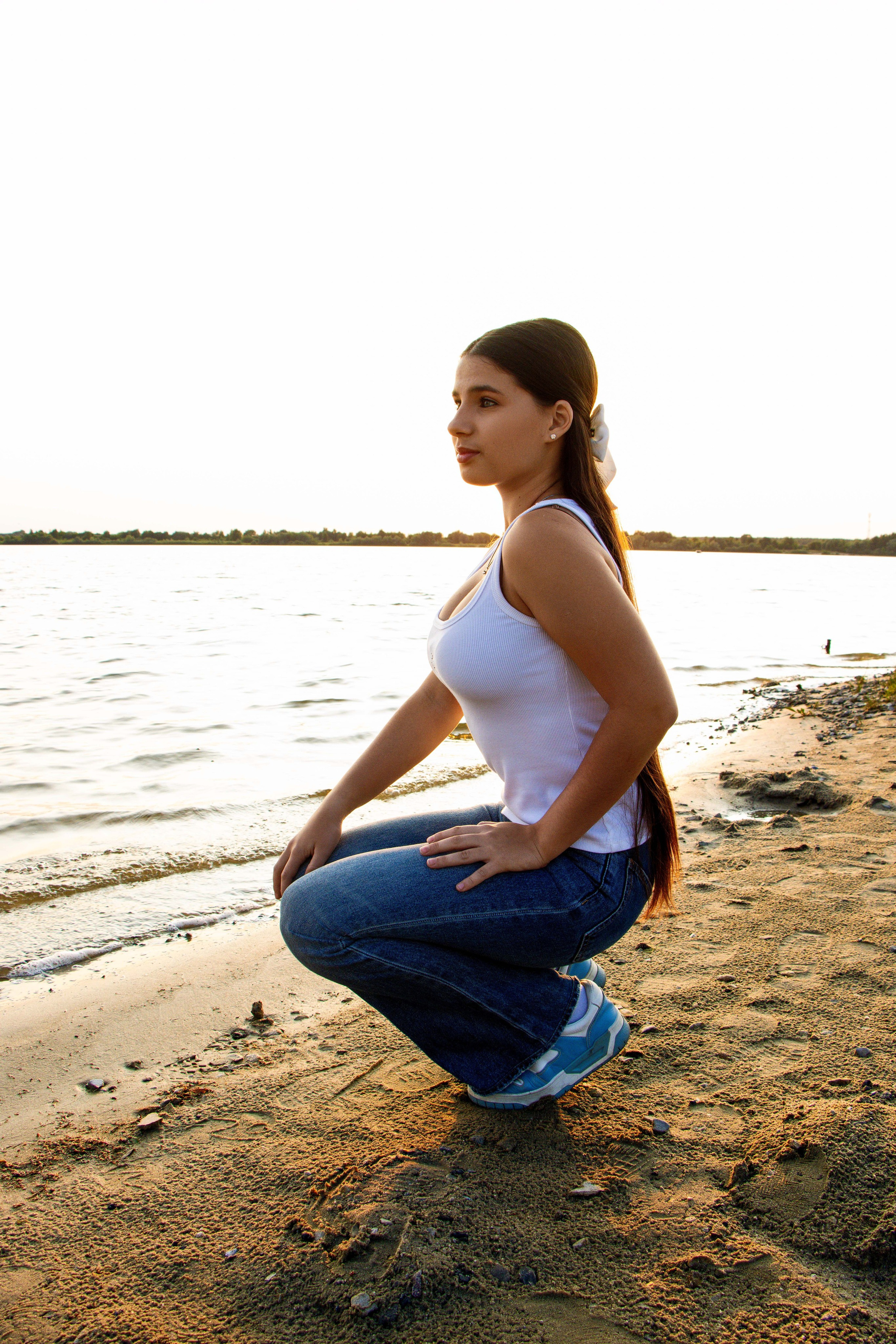 Эмилия у озера. Фотограф Татьяна Матрос