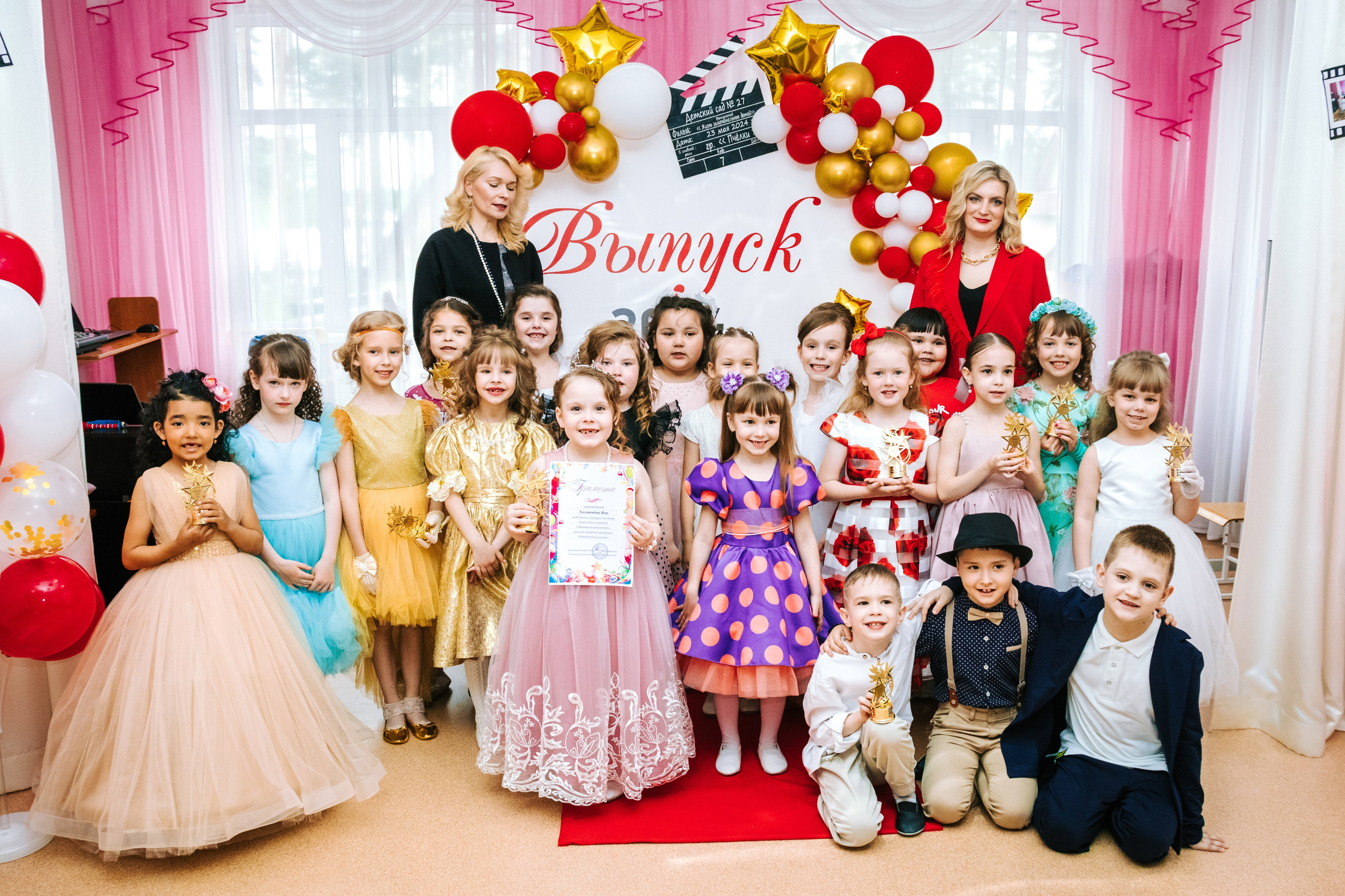 Фотограф на выпускной Детского сада Томск. Фотограф в Томске Дарья Пучкина