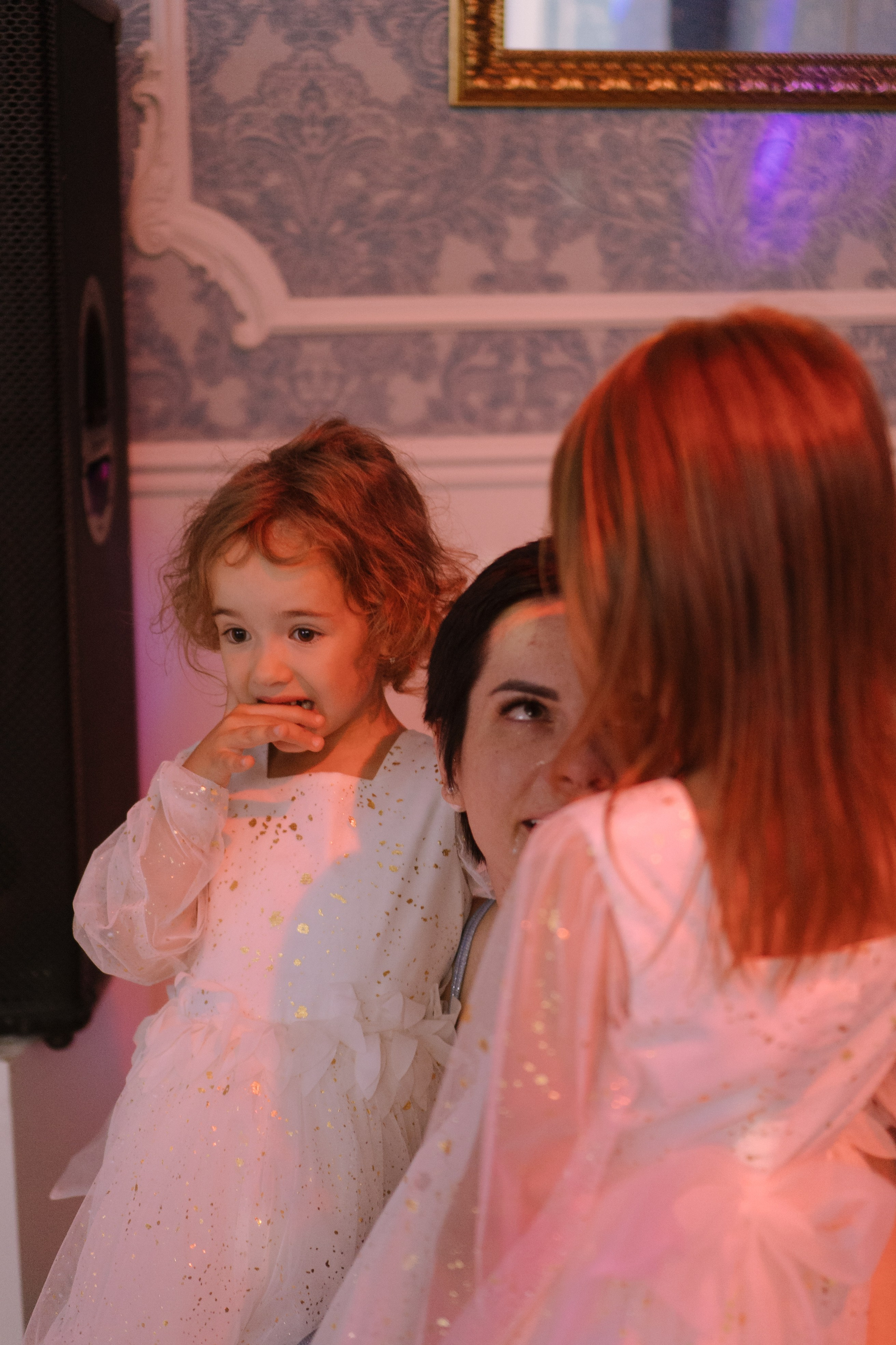 ТАНЕЦ ОТЦА И ДОЧЕРИ НА БАНКЕТЕ (СВАДЕБНАЯ ФОТОСЕСИИЯ БАНКЕТА). Профессиональный фотограф, Санкт-Петербург — Виктория Богомолова